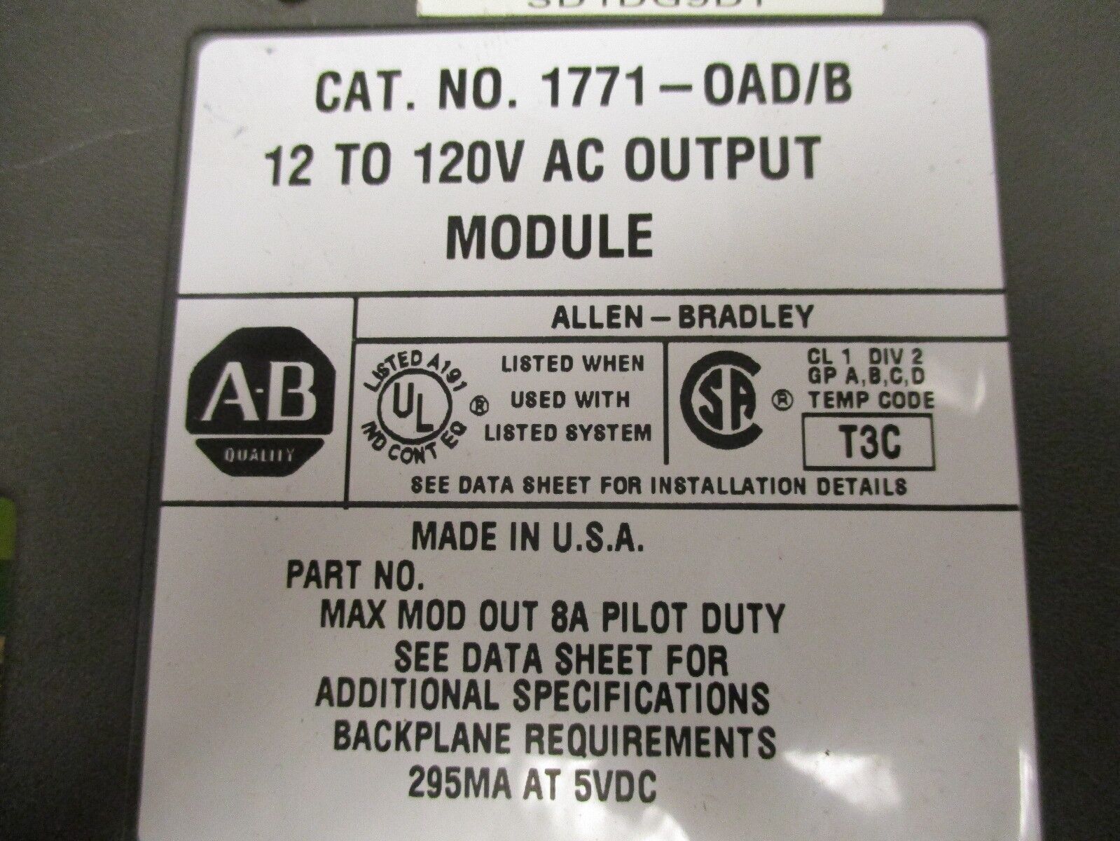 Allen-Bradley AC Output Module 1771-OAD/B 12 to 120V 295mA@5VDC Used