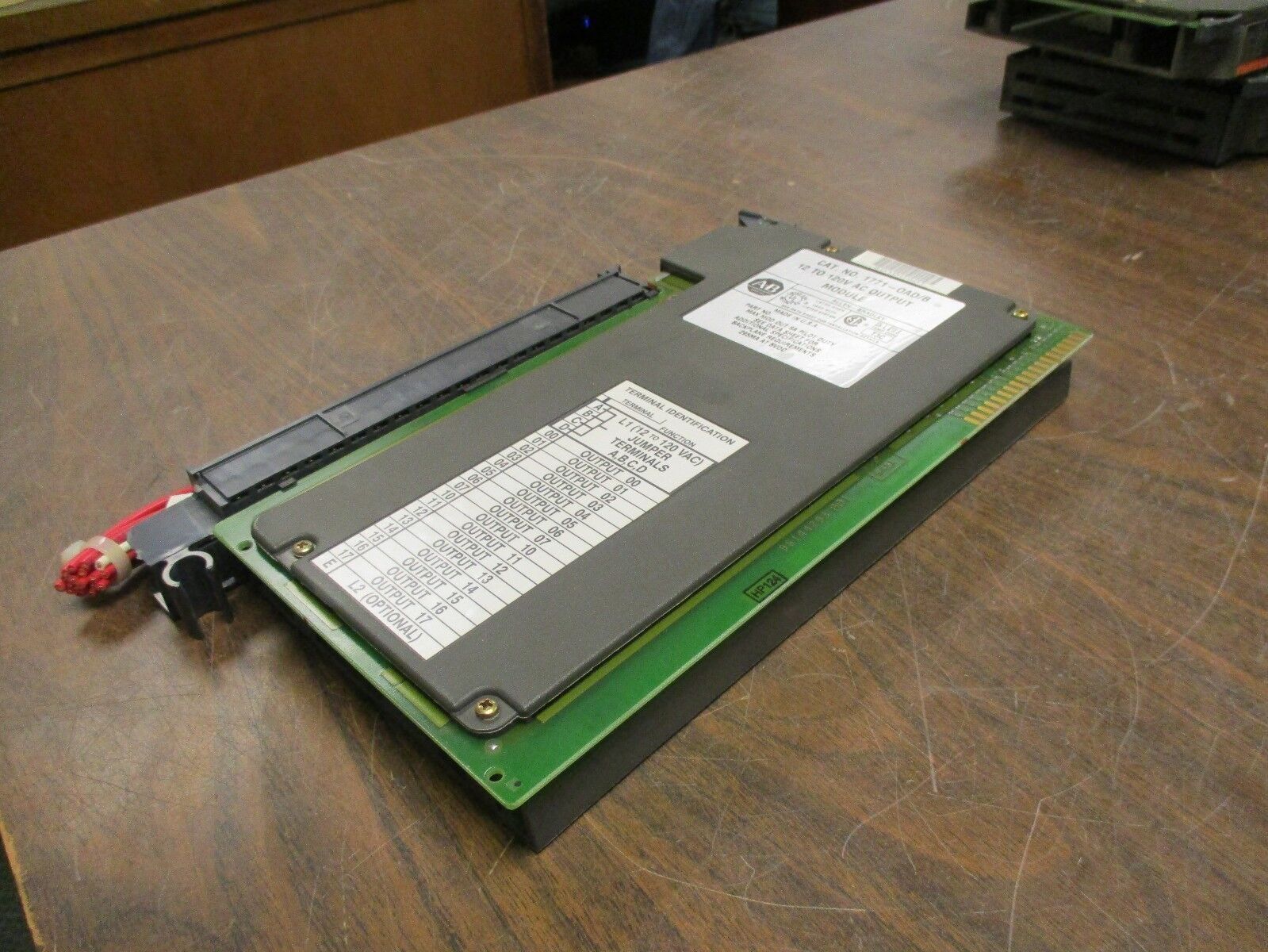 Allen-Bradley AC Output Module 1771-OAD/B 12 to 120V 295mA@5VDC Used