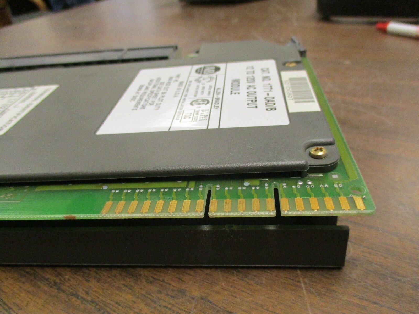 Allen-Bradley AC Output Module 1771-OAD/B 12 to 120V 295mA@5VDC Used