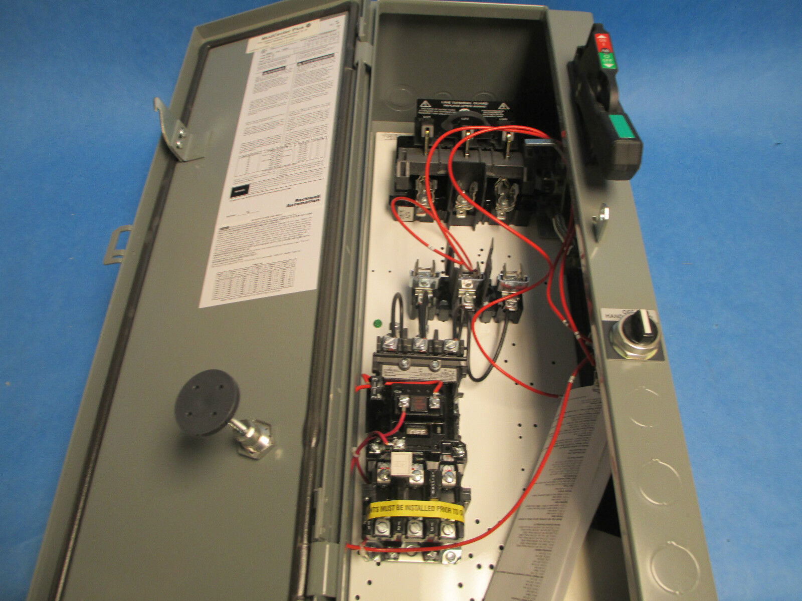 Allen-Bradley Motor Combination 512-AACD-3-24R, Size 0 30A 600V Fusible