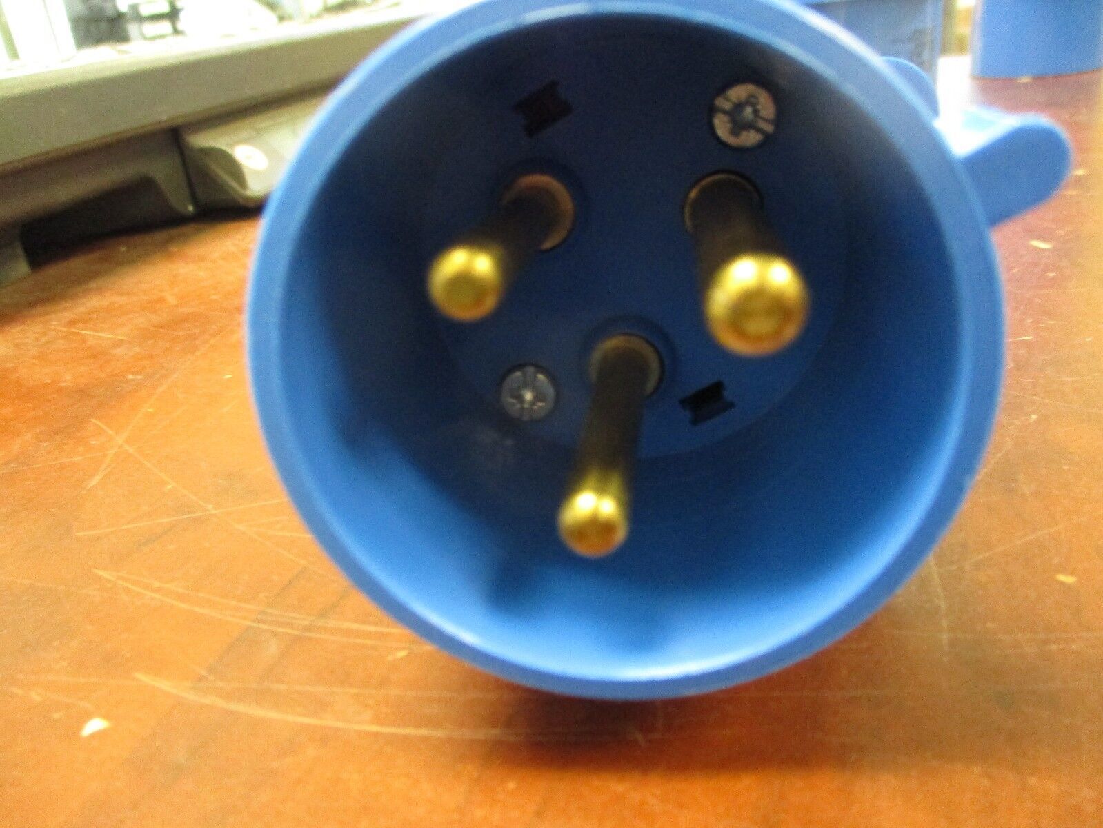 Interpower Plug 84132201 30A 250V Used