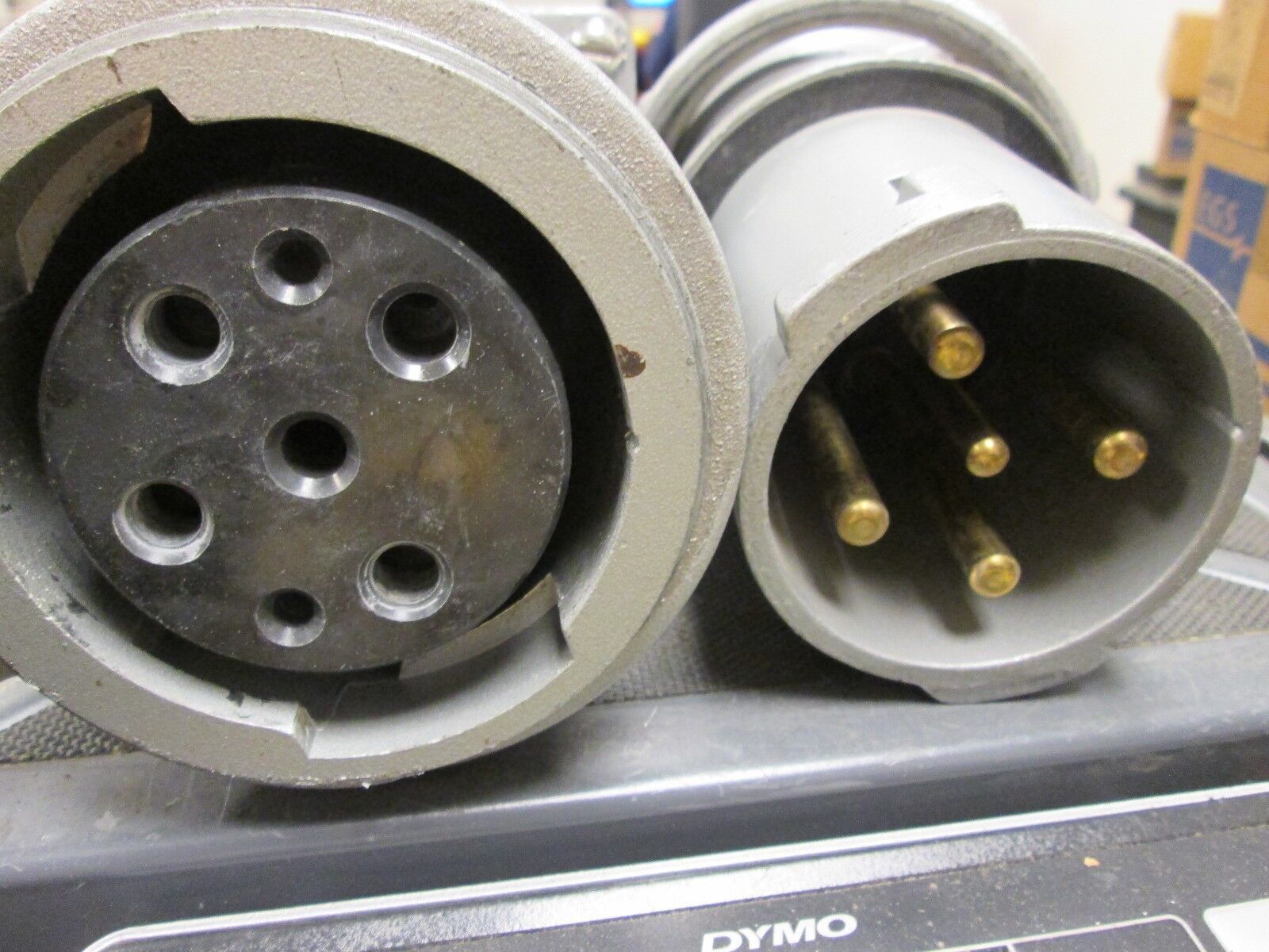 RussellStoll Plug & Receptacle Set DF6516FP / DS6516MP 30A 120/208V 3Ph