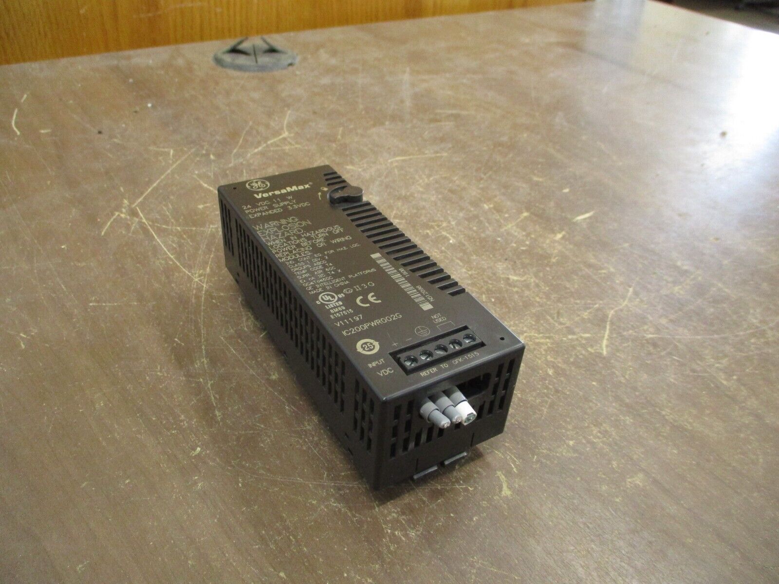 GE Fanuc VersaMax Power Supply Module IC200PWR002G 24VDC 11W Used