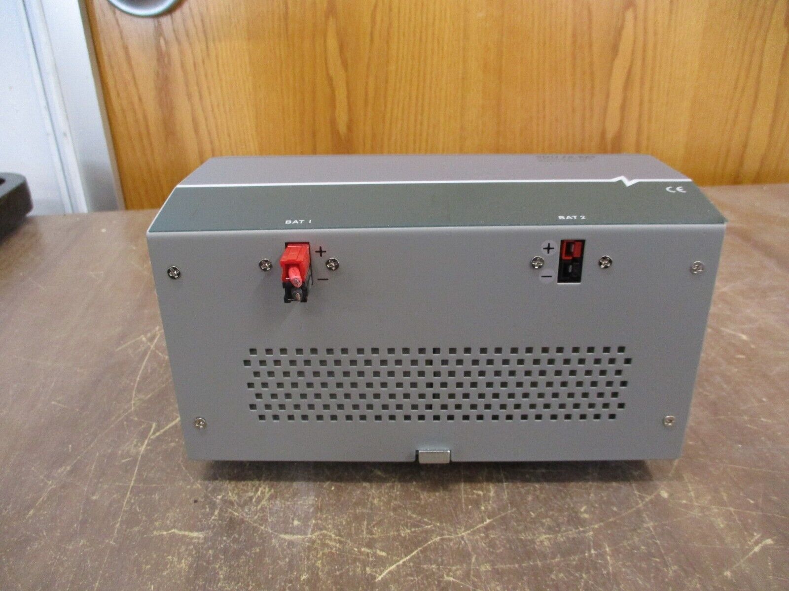 Sola Industrial DC UPS Battery Module SDU 24-BAT 24VDC Used