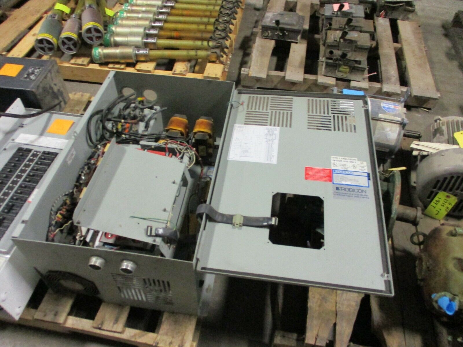 Robicon AC Drive ID-454GT 50HP 3Ph 460V *No Keypad* Used