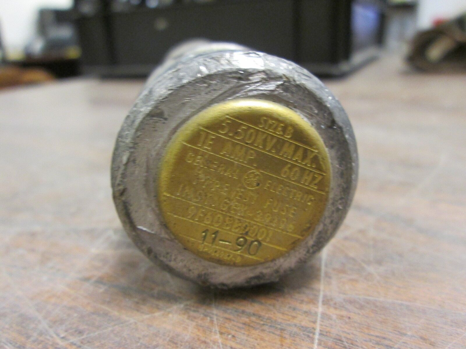 GE Type EJ1 Fuse 9F60BBD001 5.50kv 1A 60Hz Used