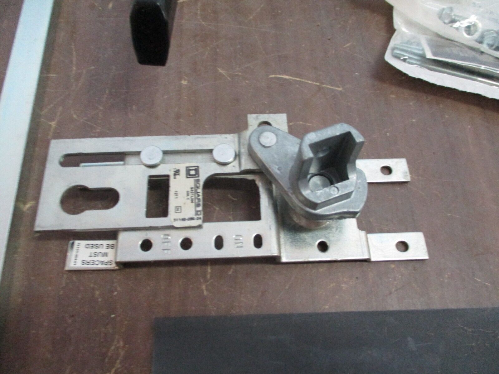 Square D Circuit Breaker Operating Mechanism 9421LN4 Ser. B Use w/ AL, FCL, FHL