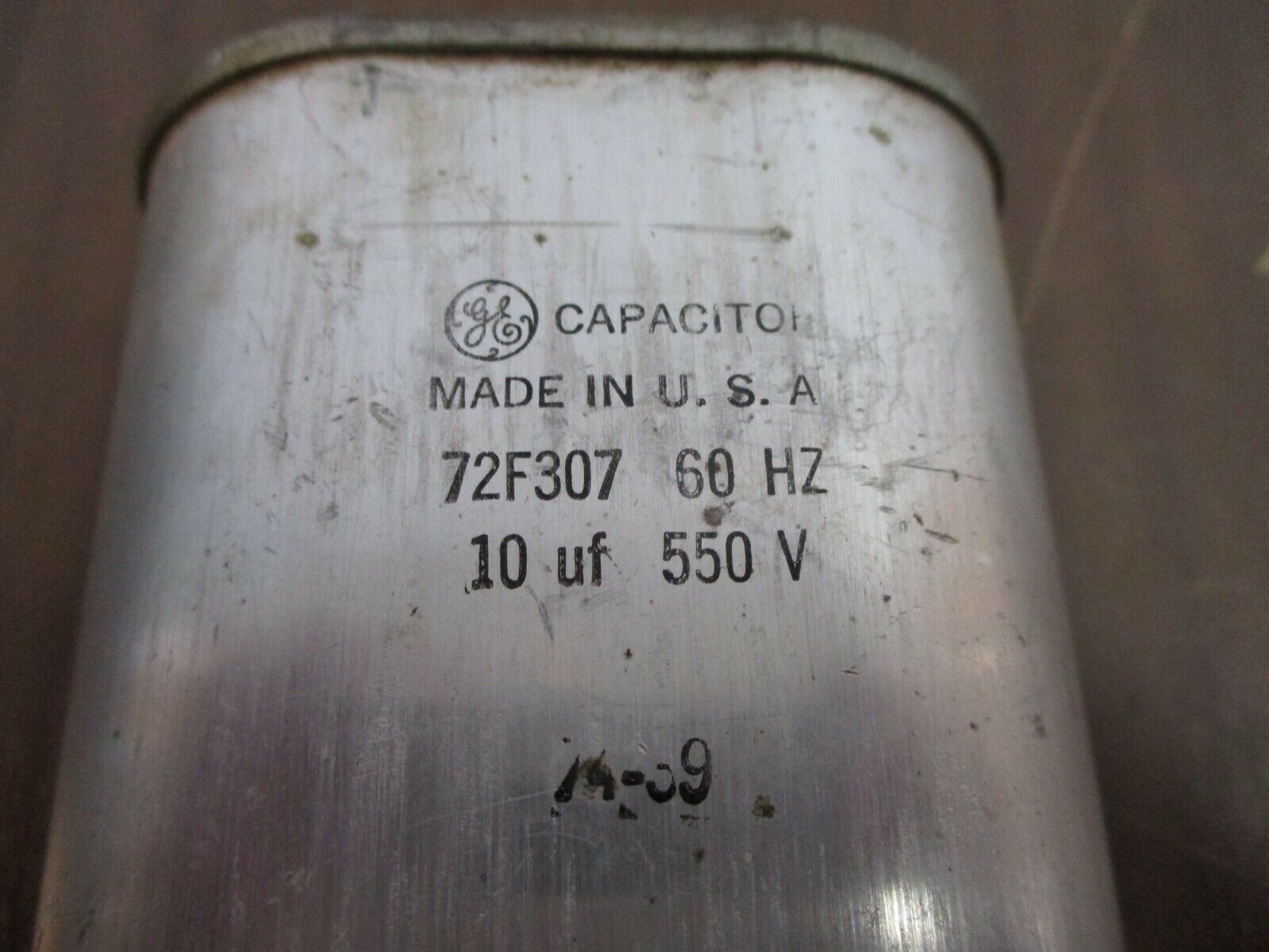 GE Capacitor 72F307 60Hz 10uF 550V Used