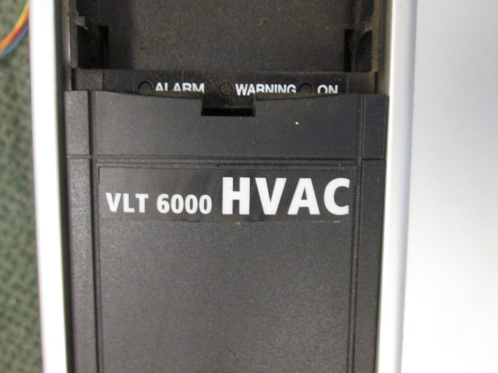 DanFoss AC Drive 175Z7369 40HP 3Ph In: 380-460V 60-53A Out: 0-In V 61-52A Used