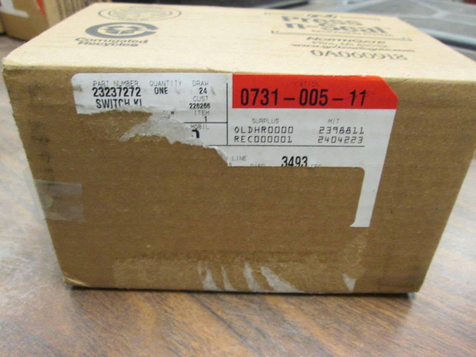 GE Cylinder Kit 23237272 New Surplus