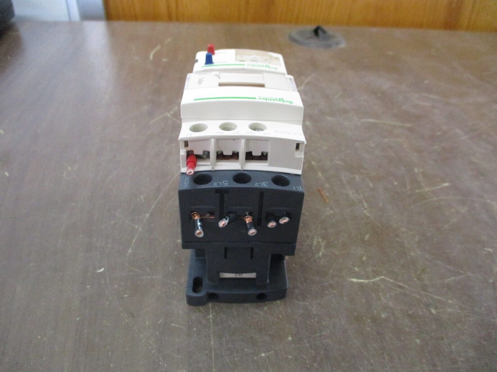 Schneider Electric Starter LC1D09 / LRD08 120V Coil Trip: 2.5-4A 600V Used