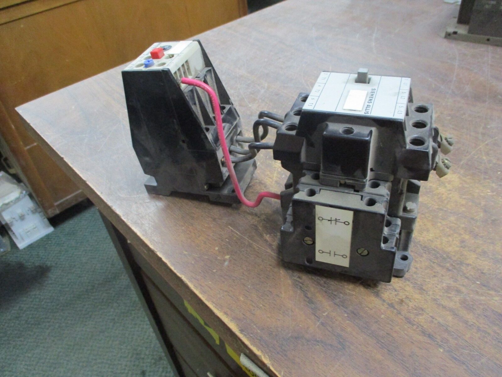 Siemens Contactor CXL10*3 OLR 0320 120V Coil 27A 600V Used