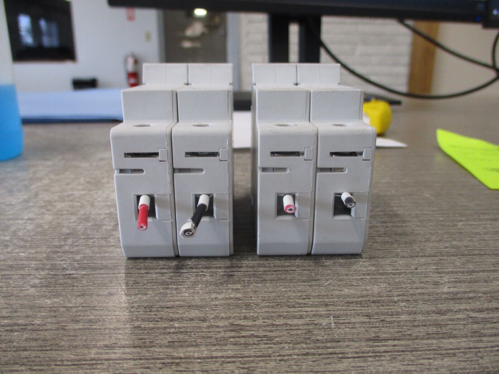 Cooper Bussmann Fuseholder CHCC2 30A 600V 2P *Lot of 2* Used