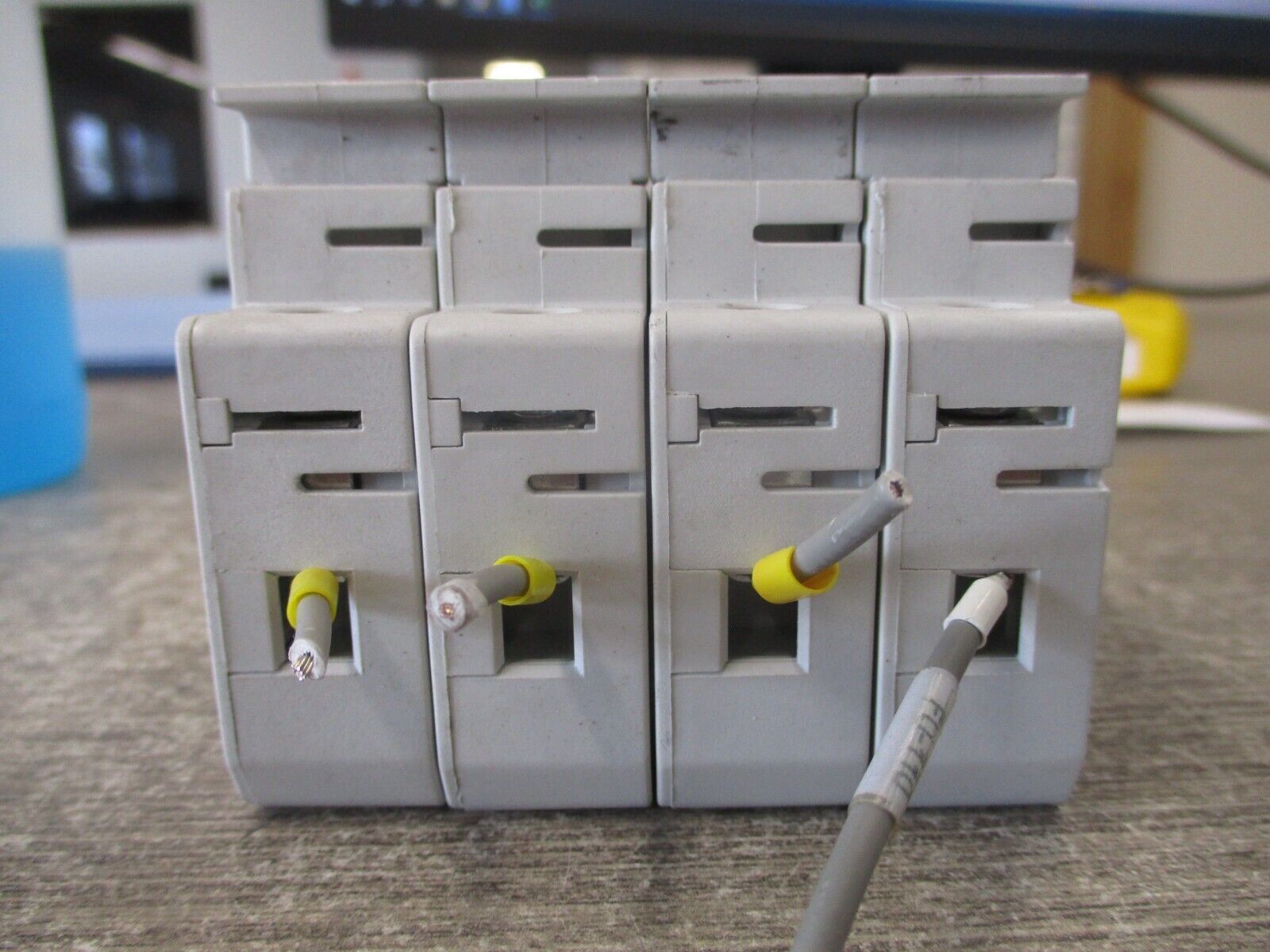 Cooper Bussmann Fuseholder CHCC2 30A 600V 2P *Lot of 2* Used