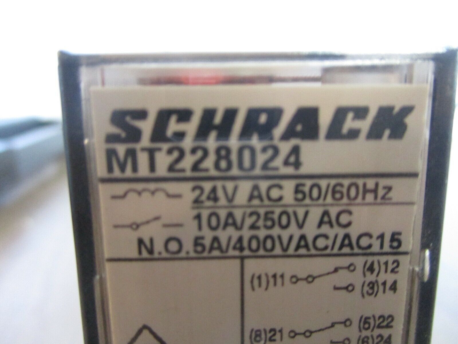 Tyco Schrack Multimode Relay MT228024 24V 50/60Hz w/ Base Used
