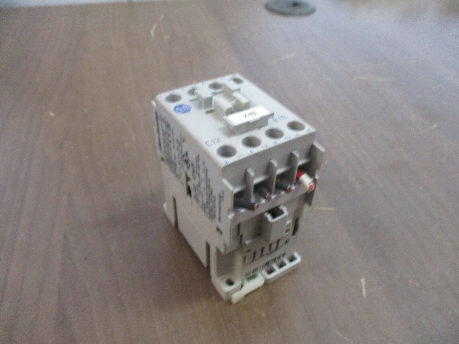 Allen-Bradley Contactor 100-C12*10 24V Coil 25A 600V Used