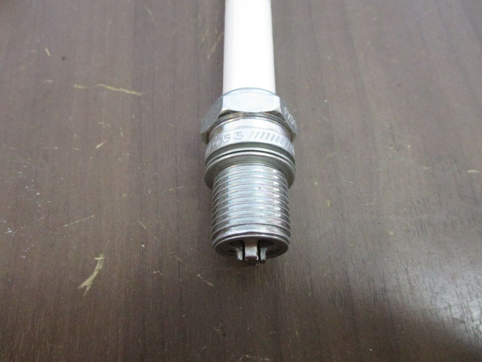 CAT Spark Plug 9Y-9475 New Surplus