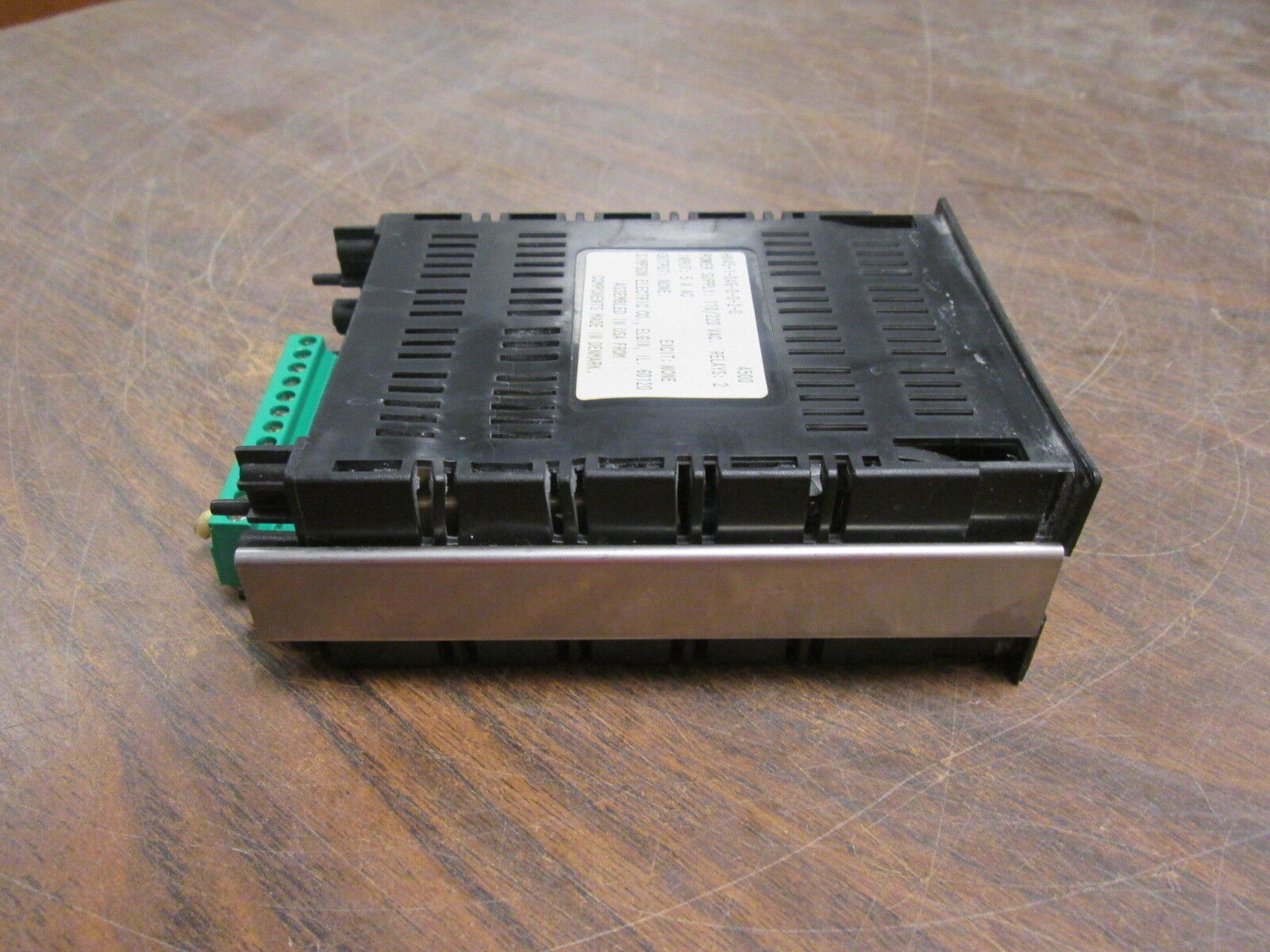 Simpson Electric Digital Meter HK45-1-046-0-0-2-0 Power:110/220VAC Input:5A Used