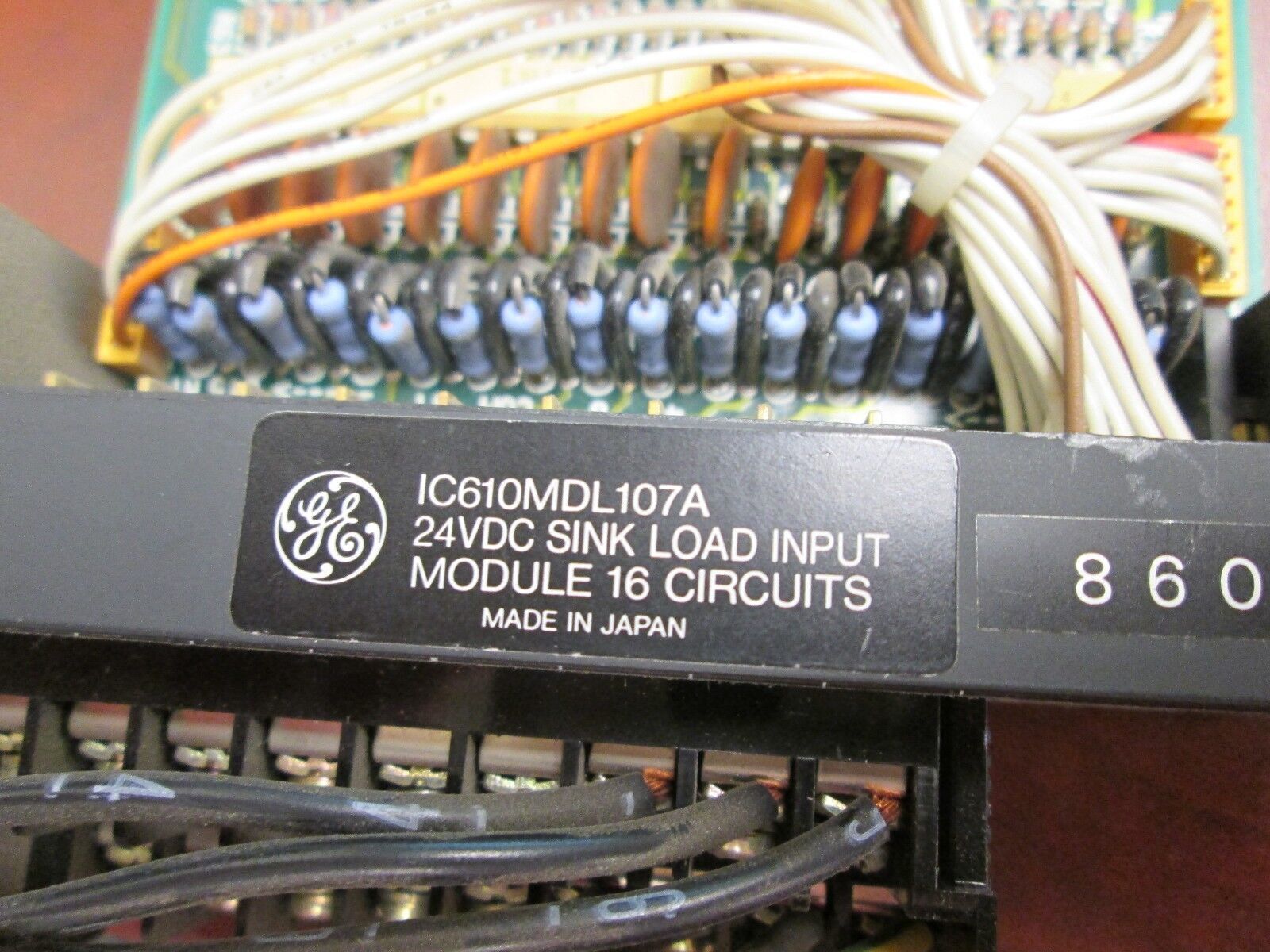 GE Fanuc Sink Load Input Module IC610MDL107A Used