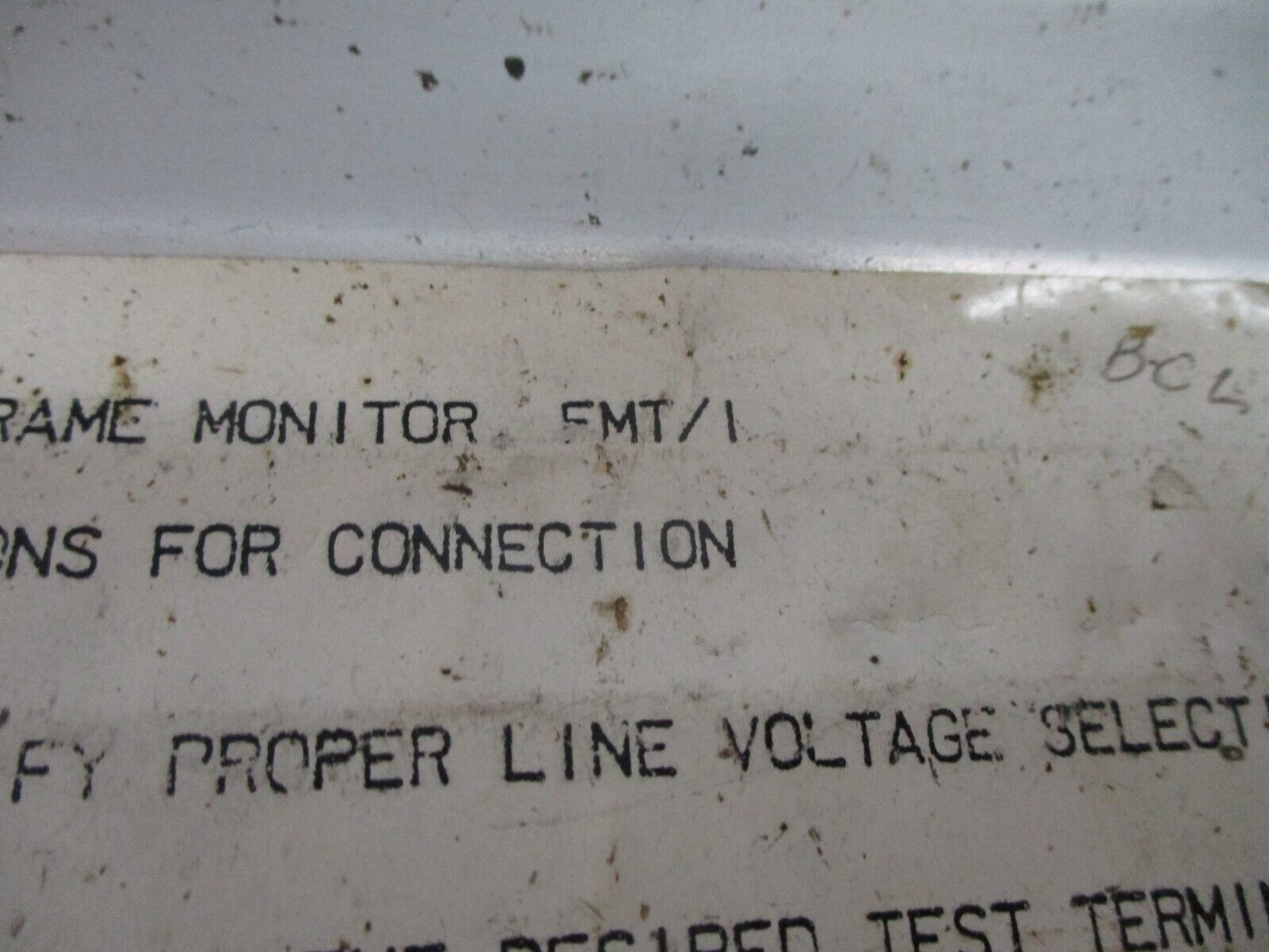 Johnson Controls JC80 Frame Monitor FMT/1 Rev. G *Dented Case* Used