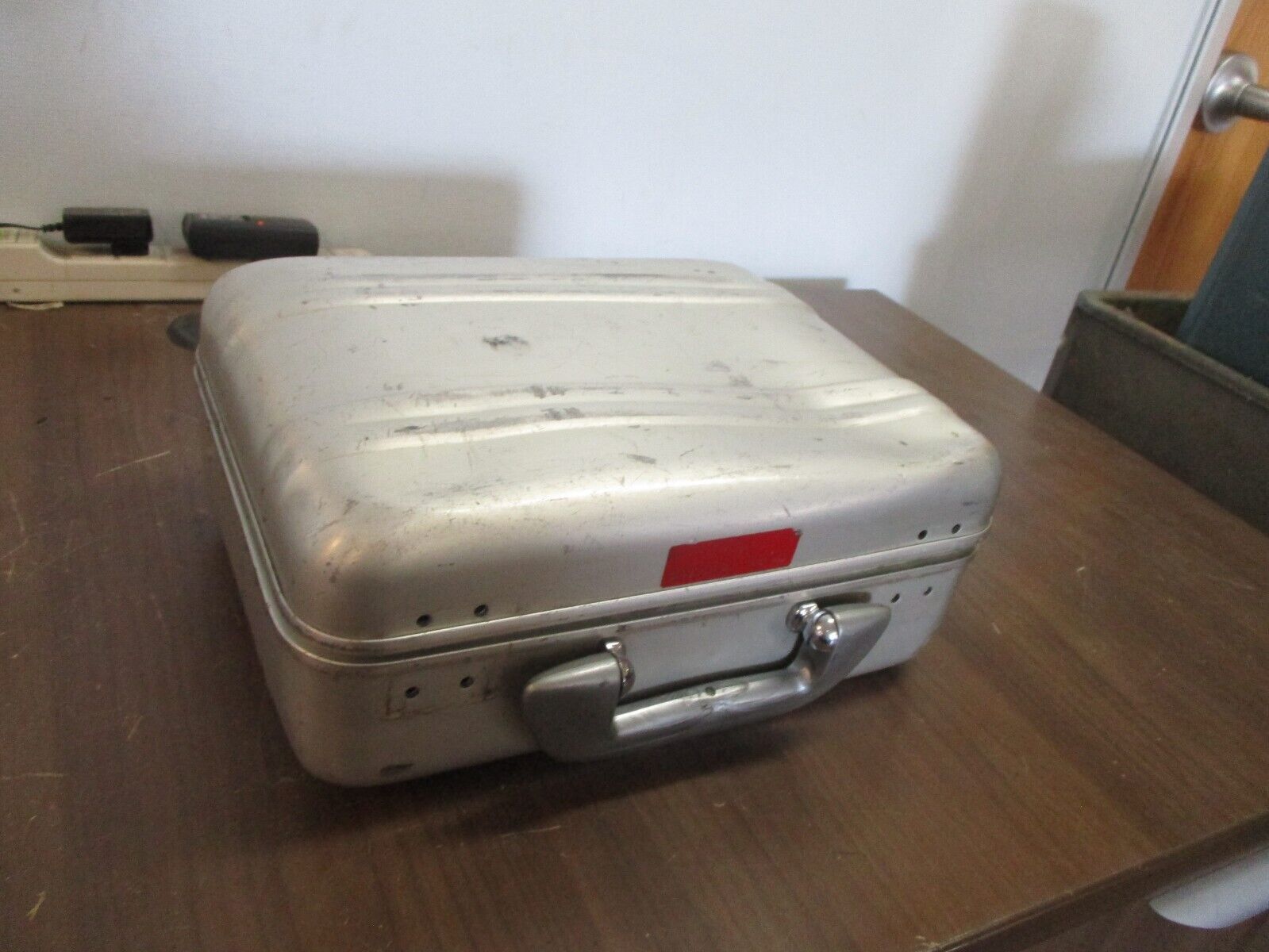 Johnson Controls JC80 Frame Monitor FMT/1 Rev. G *Dented Case* Used