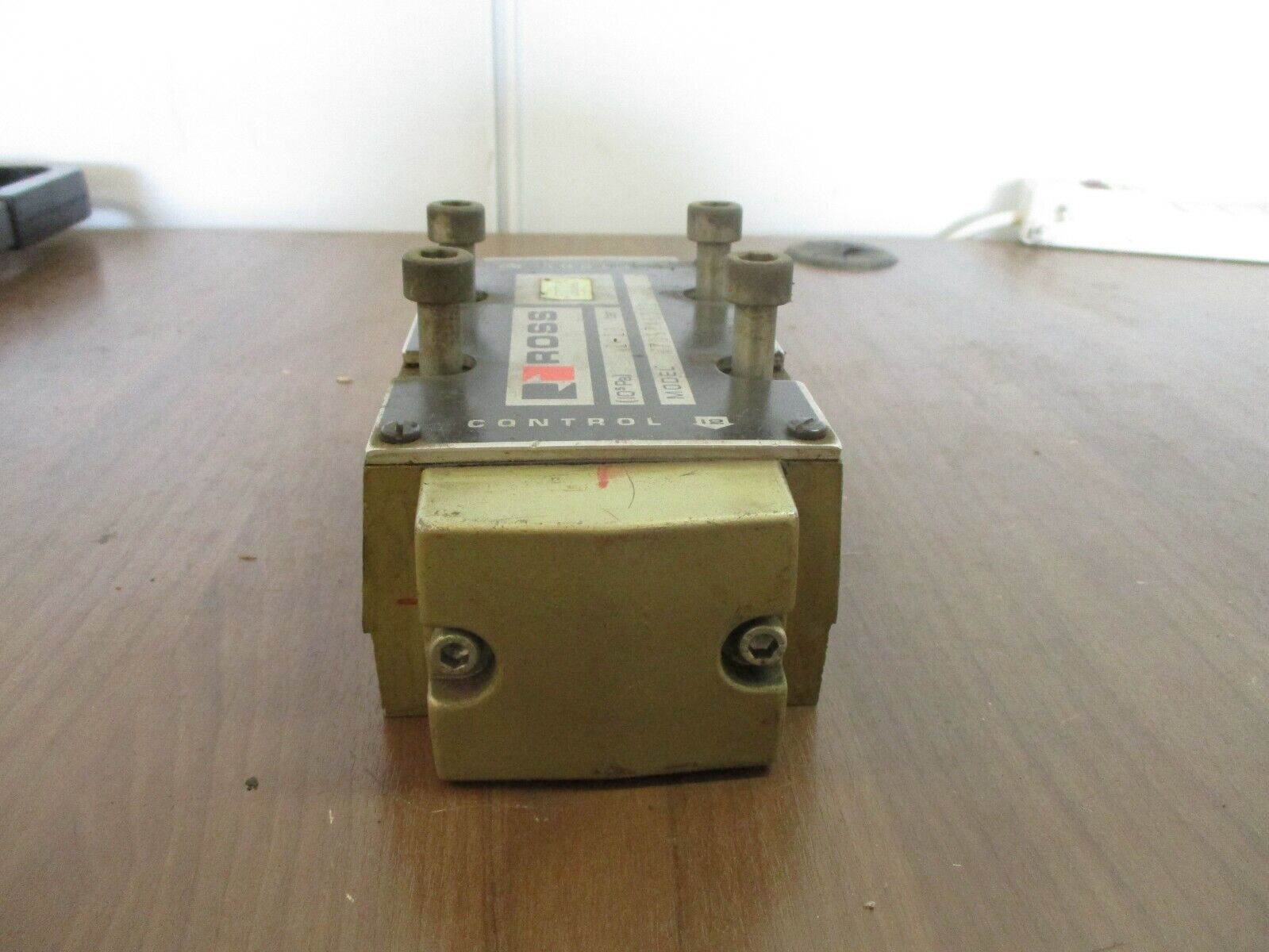 Ross Valve W70507A6332 1-10 bar Used