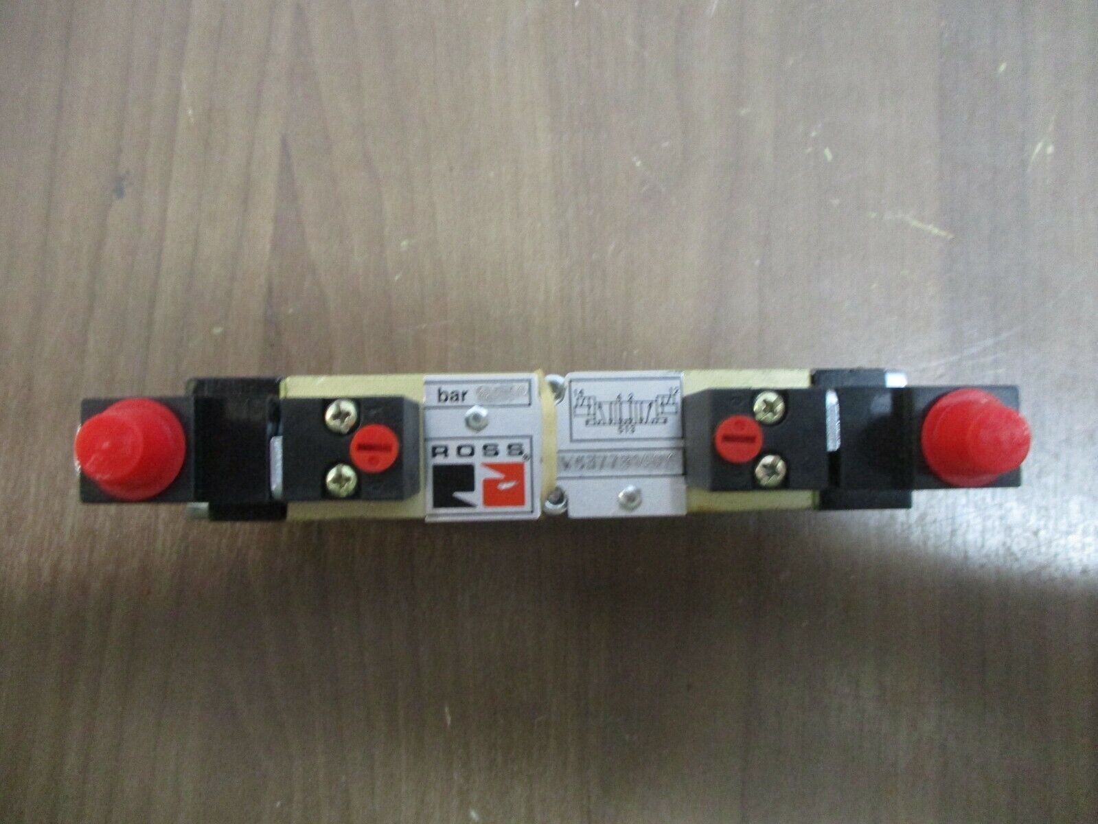 Ross Solenoid Valve W6377B1407 3.5-10 bar 110-120V 50/60Hz New Surplus