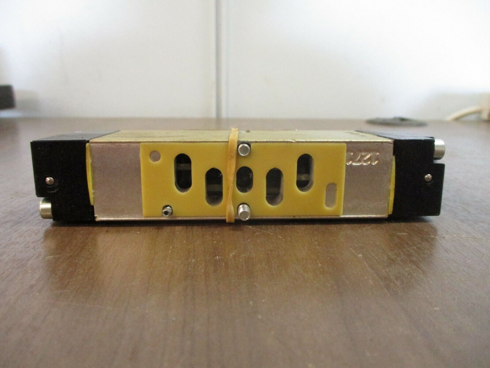 Ross Solenoid Valve W6377B1407 3.5-10 bar 110-120V 50/60Hz New Surplus