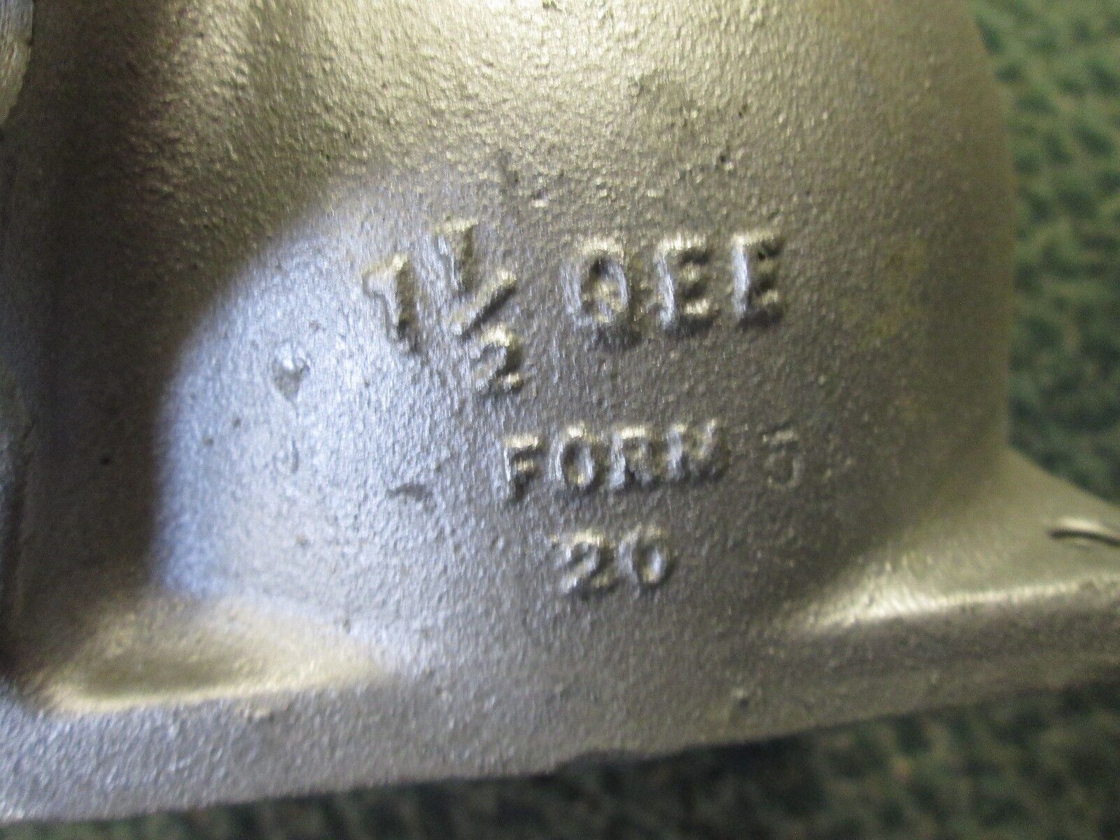 Crouse-Hinds Angle Adapter QEE Size 1-1/2" Used