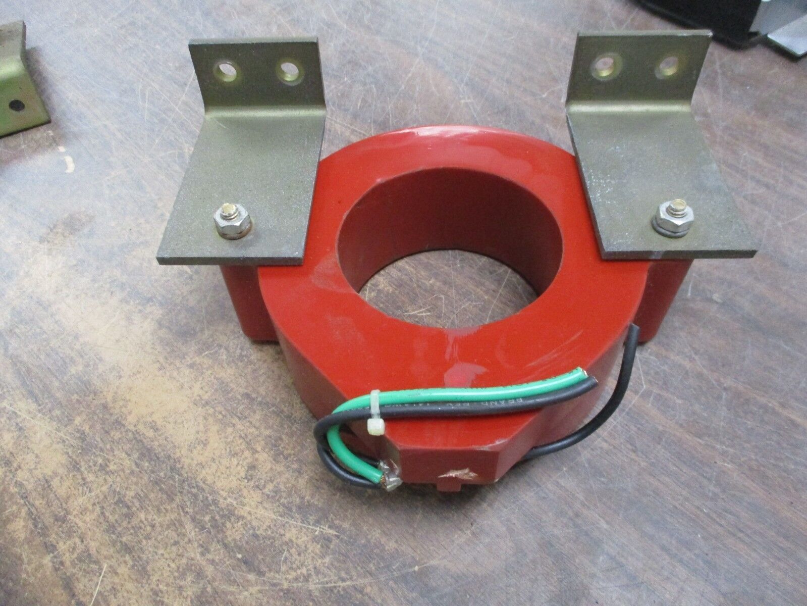 ITE Type GSM-2 Ground Shield Current Sensor 302H0300 600V 10KV BIL Used