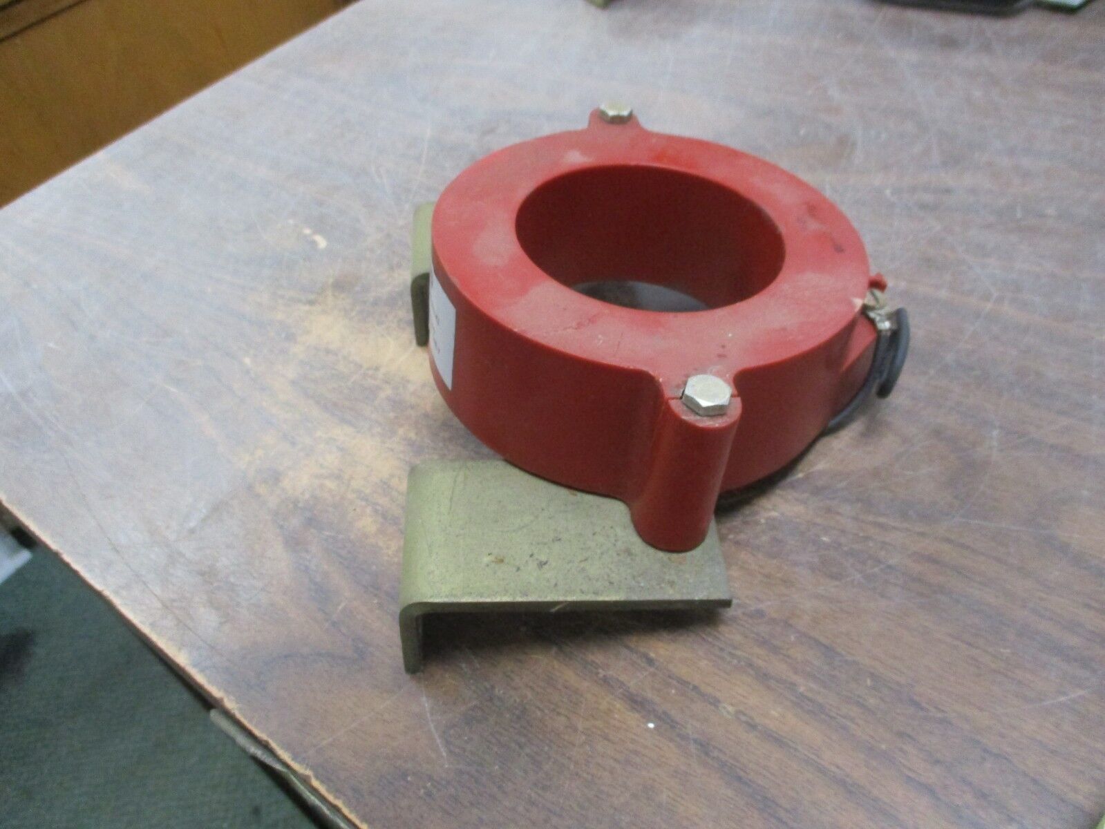 ITE Type GSM-2 Ground Shield Current Sensor 302H0300 600V 10KV BIL Used