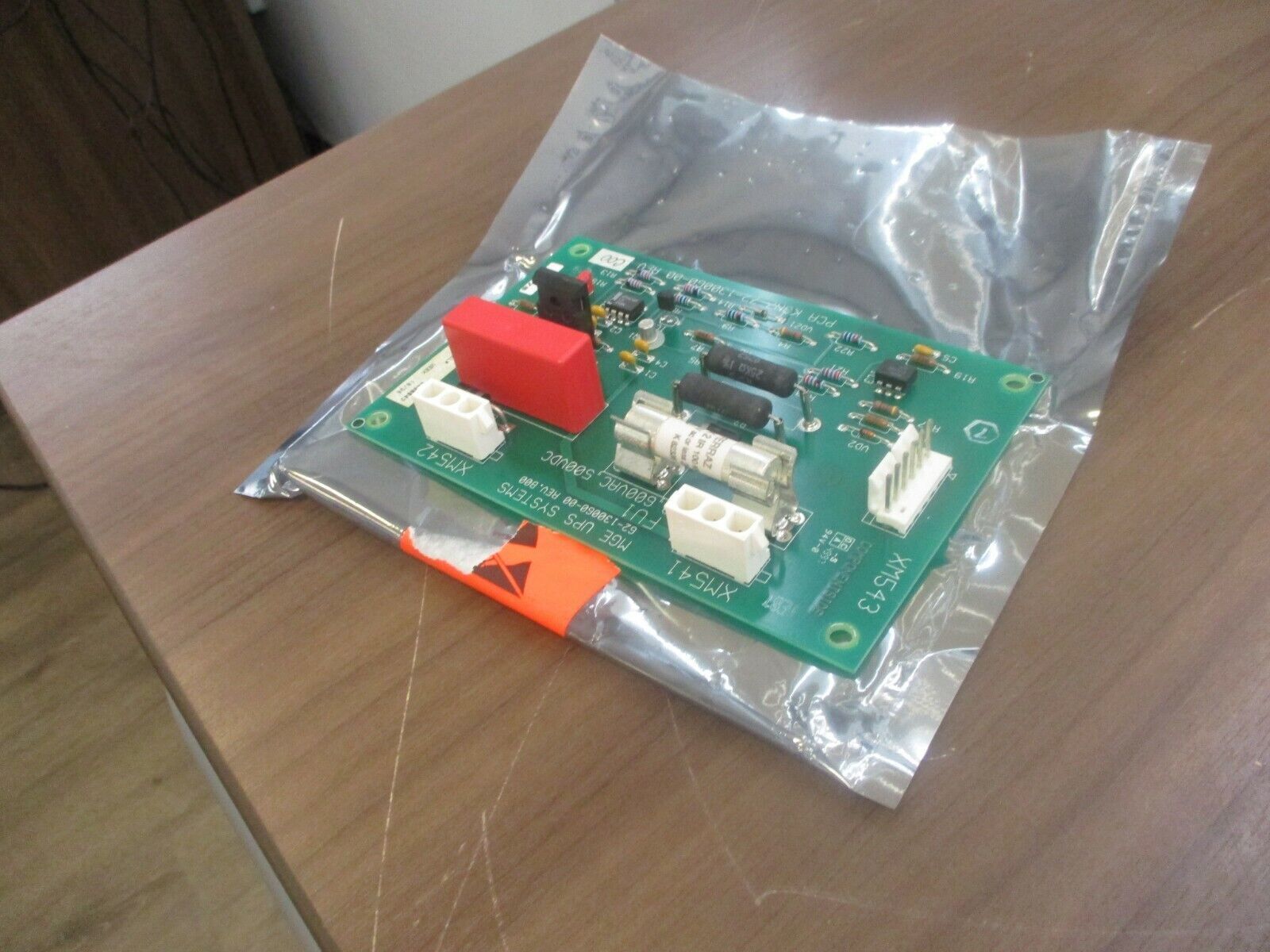 MGE UPS PCB 62-130060-00 Rev. B00 *No Box* New Surplus