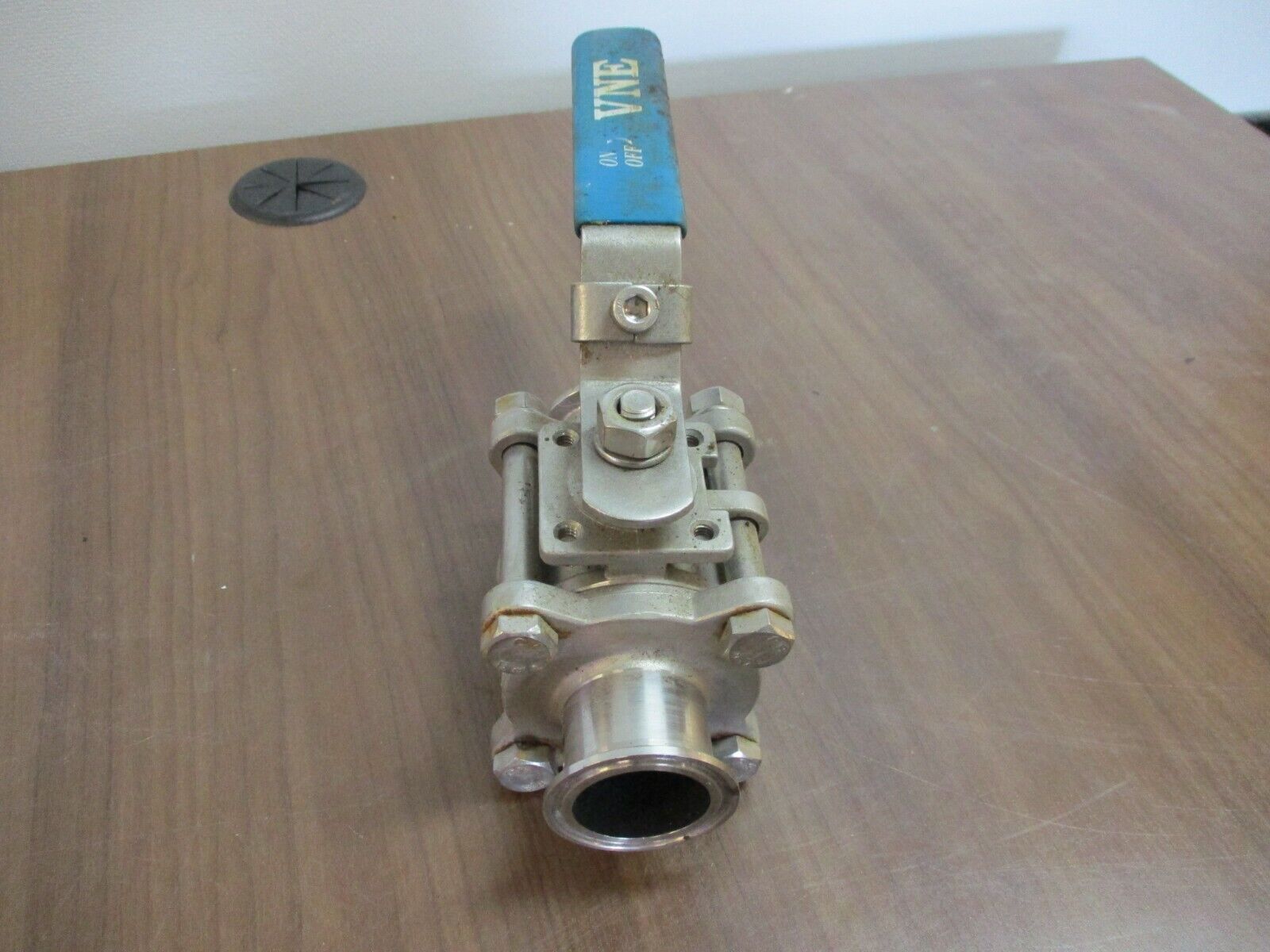 VNE, Ball Valve, part#: 316, size: 1.5", 1000 WOG, used