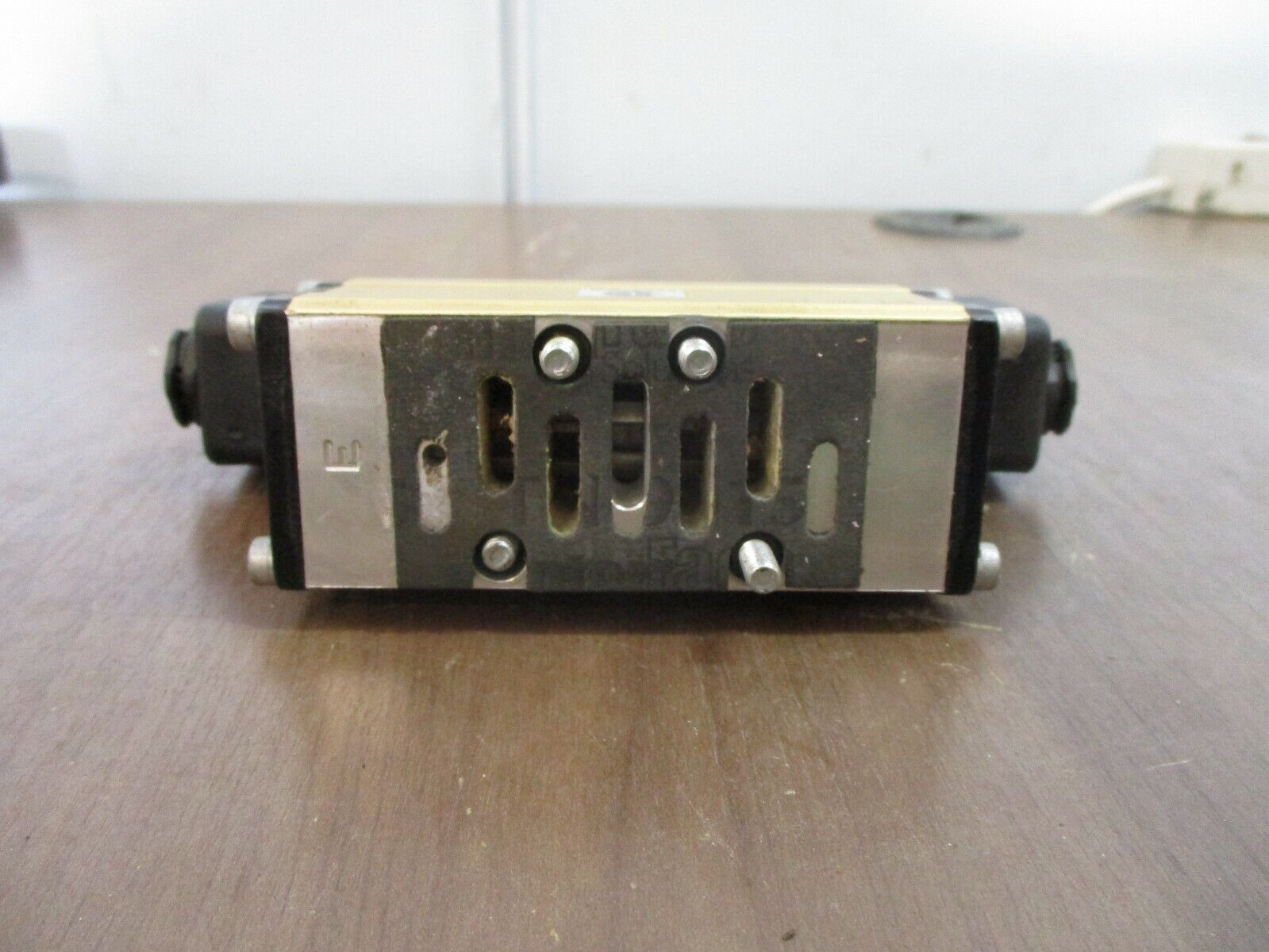 Ross Solenoid Valve W6376B2407 2-10 bar Used