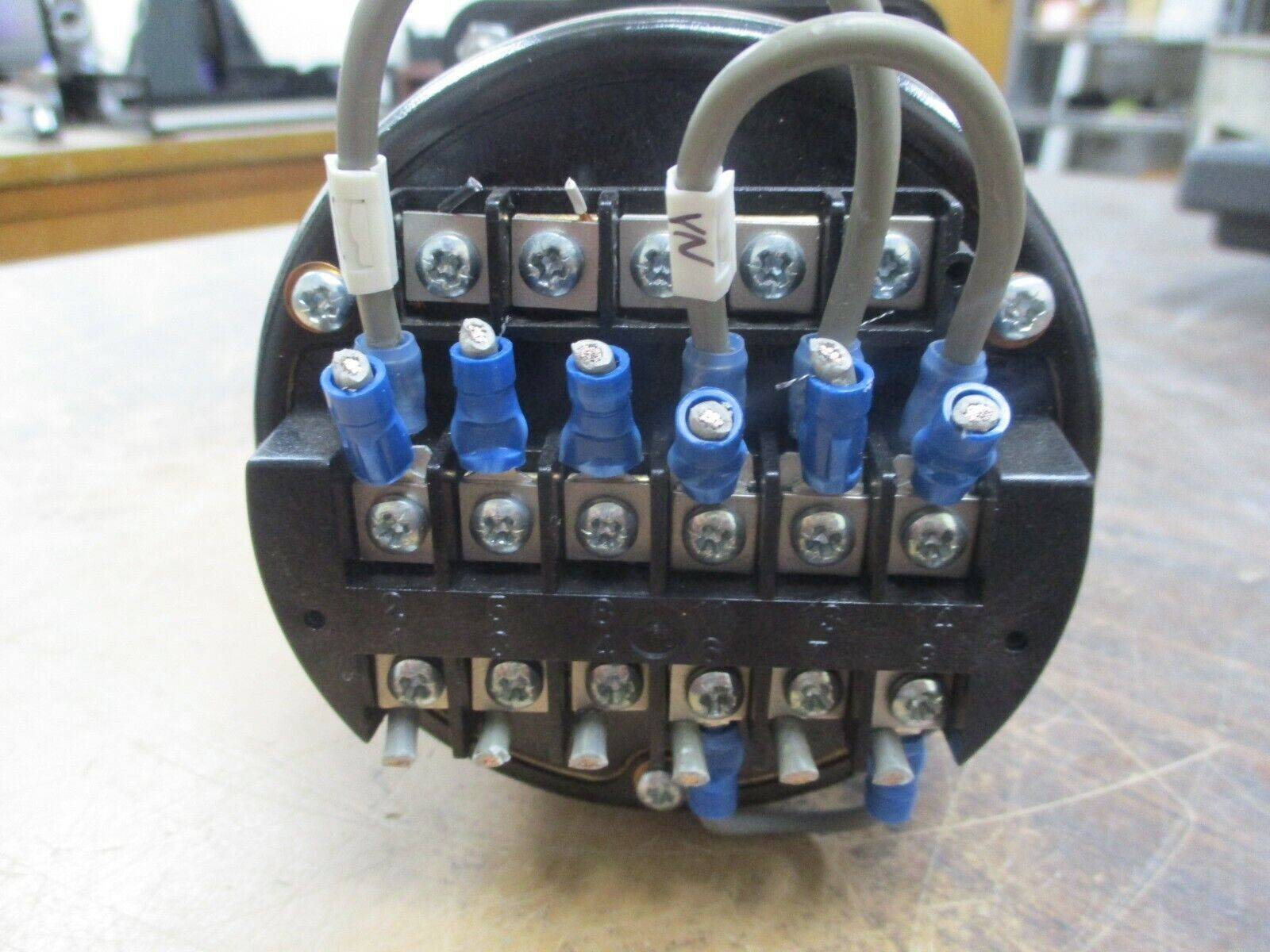 Crompton Integra 1000 Digital Meter 077-IJWU-QQA2-RS 120V 5A Aux: 100-250V AC/DC