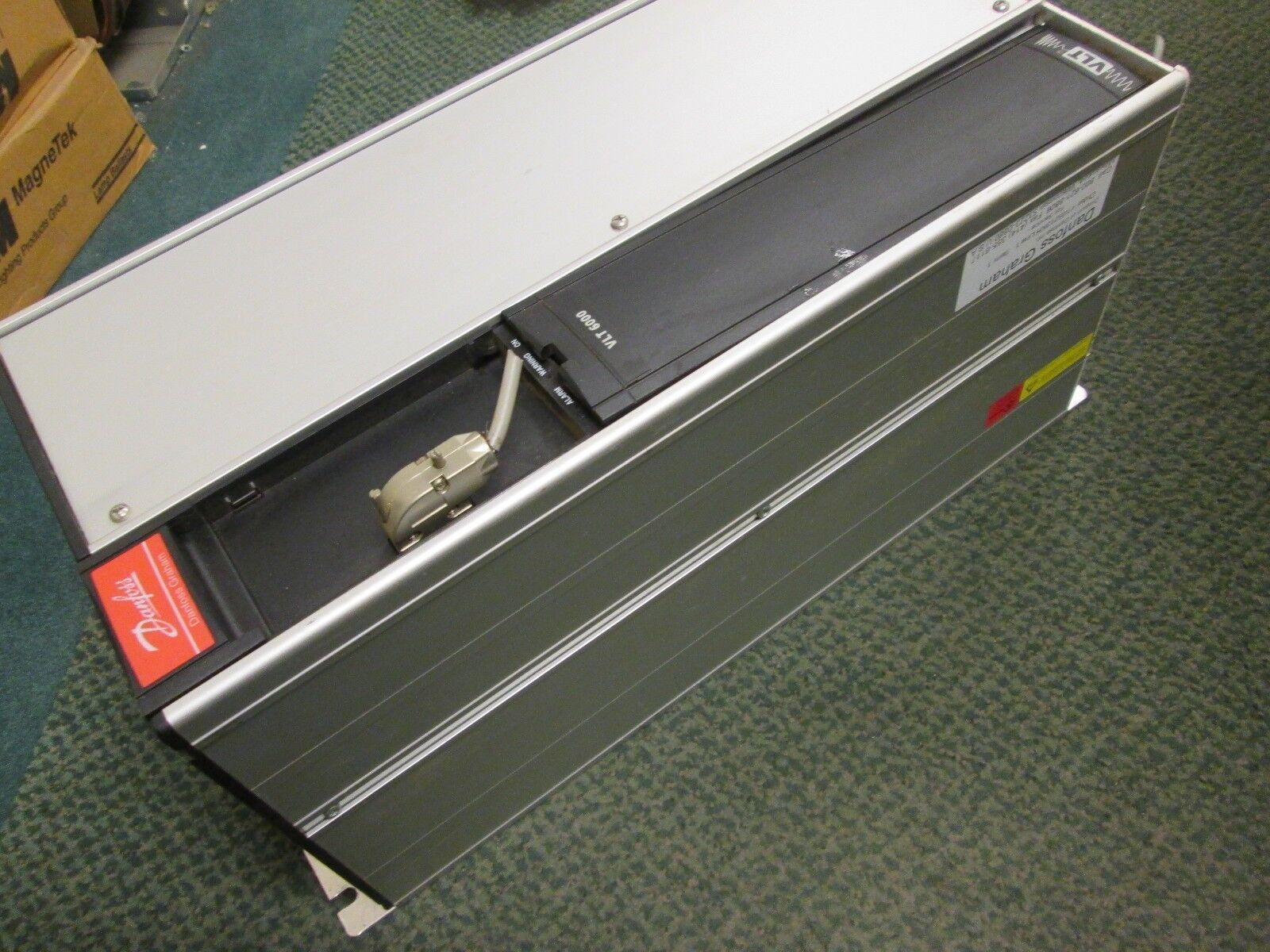 Danfoss VLT 6016 AC Drive 175Z7365 15HP *Missing Keypad* Used