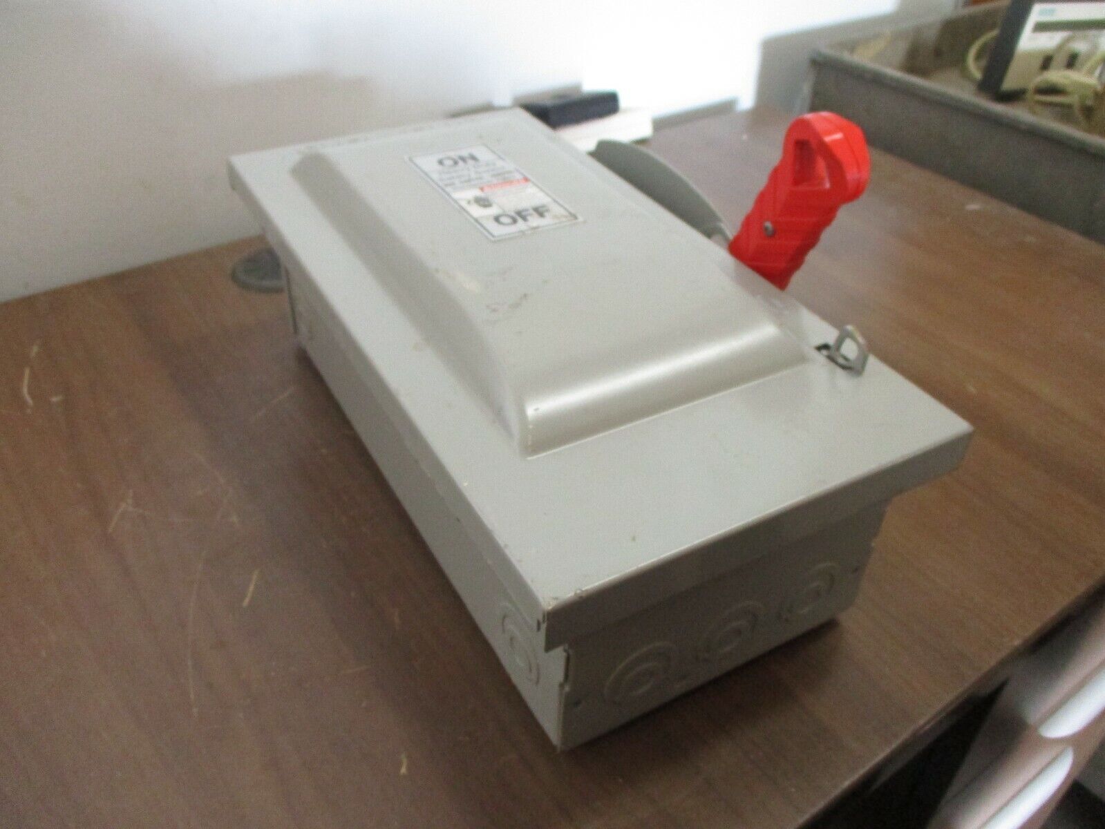 Siemens Fusible Safety Switch / Disconnect HF221N 30A 240V 2P Used