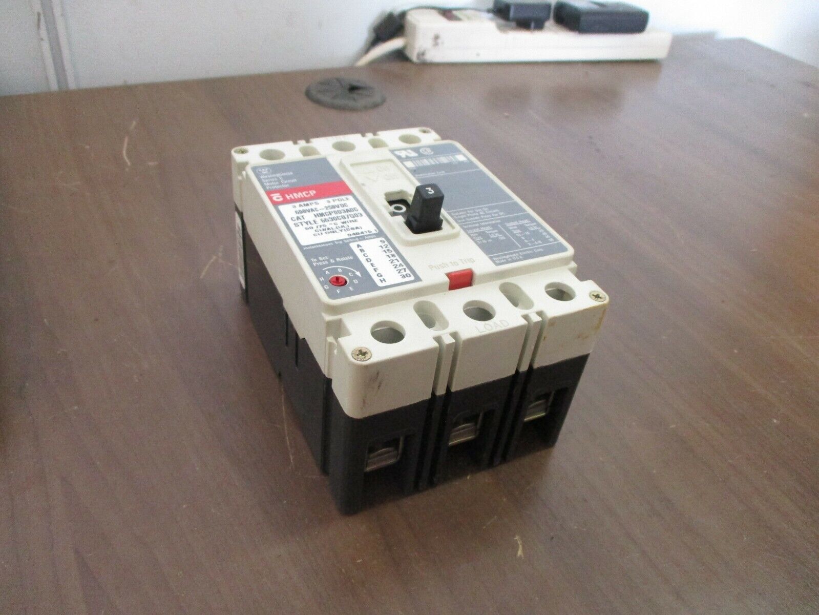 Westinghouse Circuit Breaker HMCP003A0C 3A 600V 3P Used