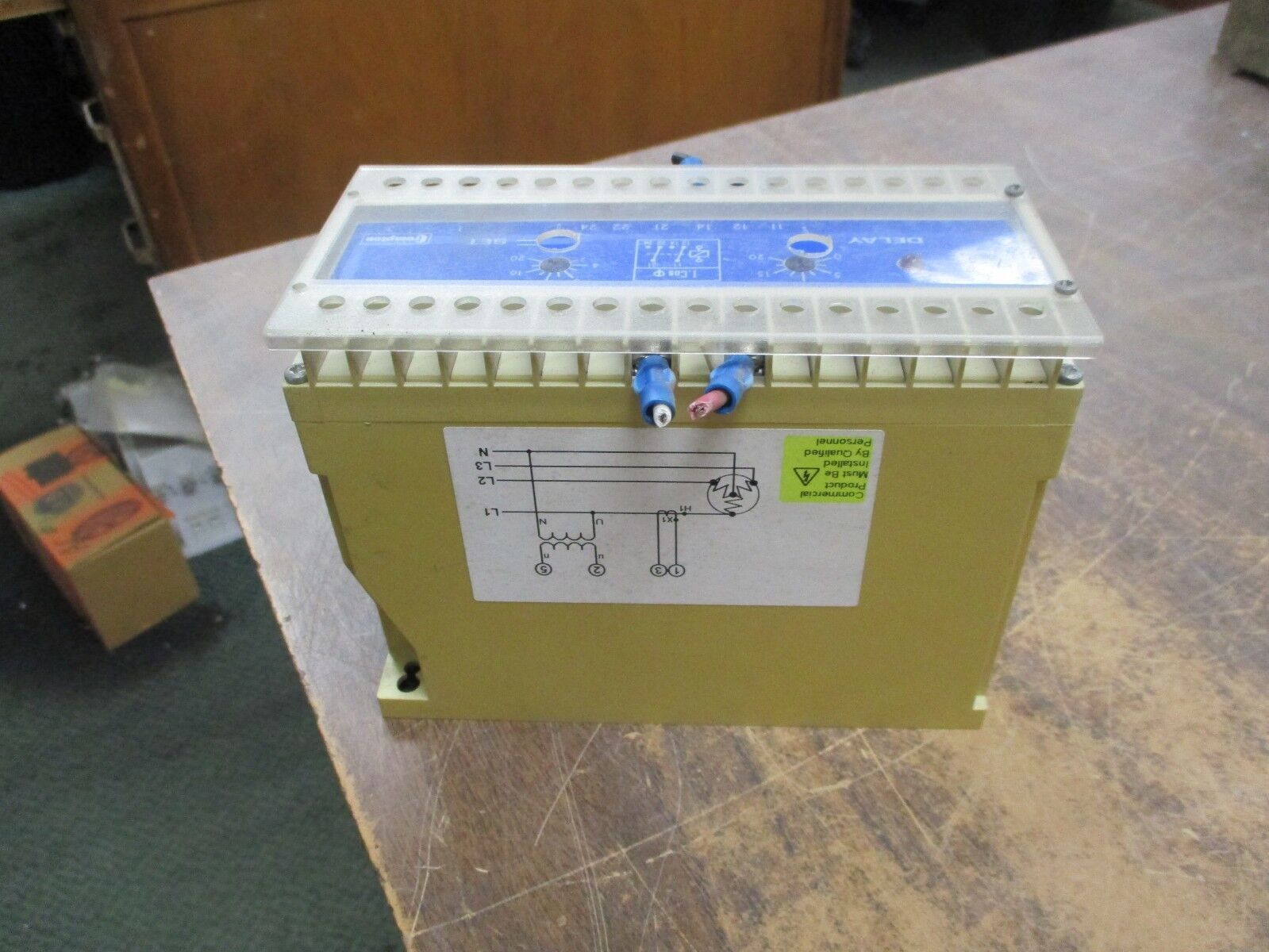 Crompton Protector Time Delay Relay 256-PASU 240V L-N 5A 60Hz Used
