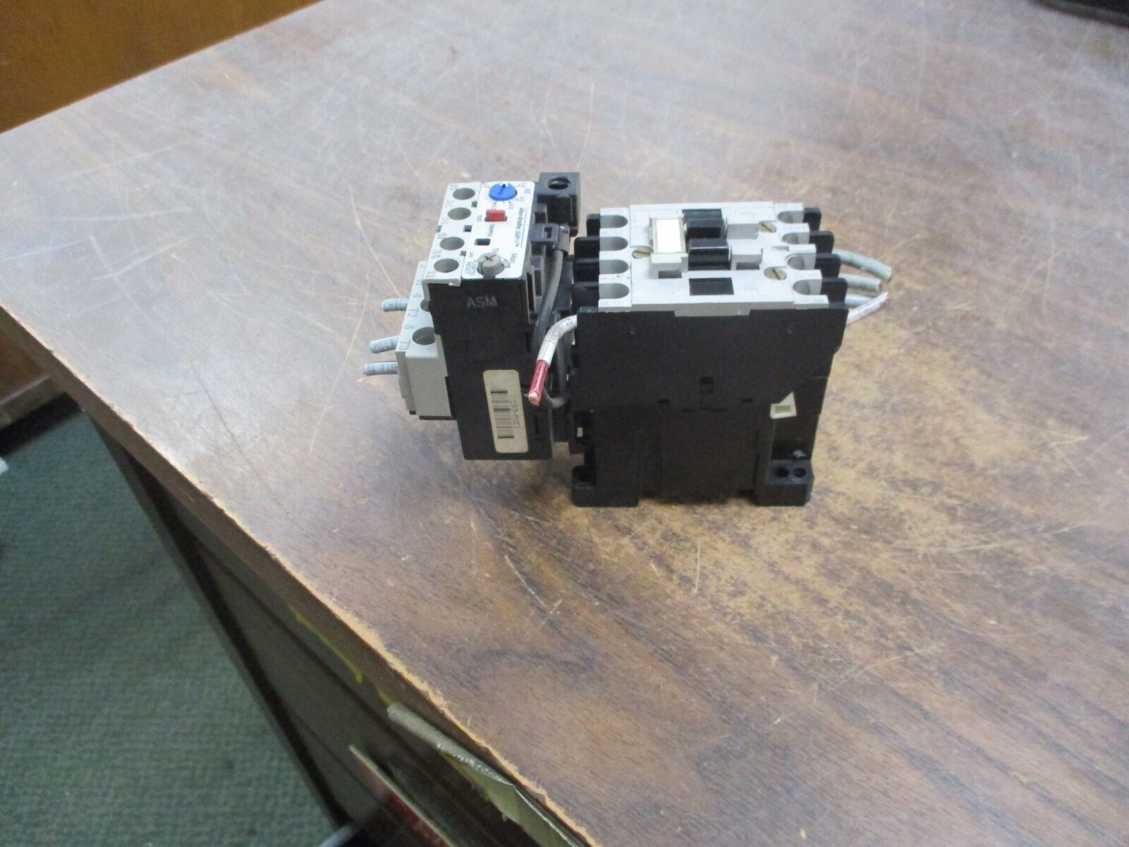 Allen-Bradley Starter 100-A09ND3/193-A1E1 120V Coil 9A 600V Trip: 1.6-5.0A Used