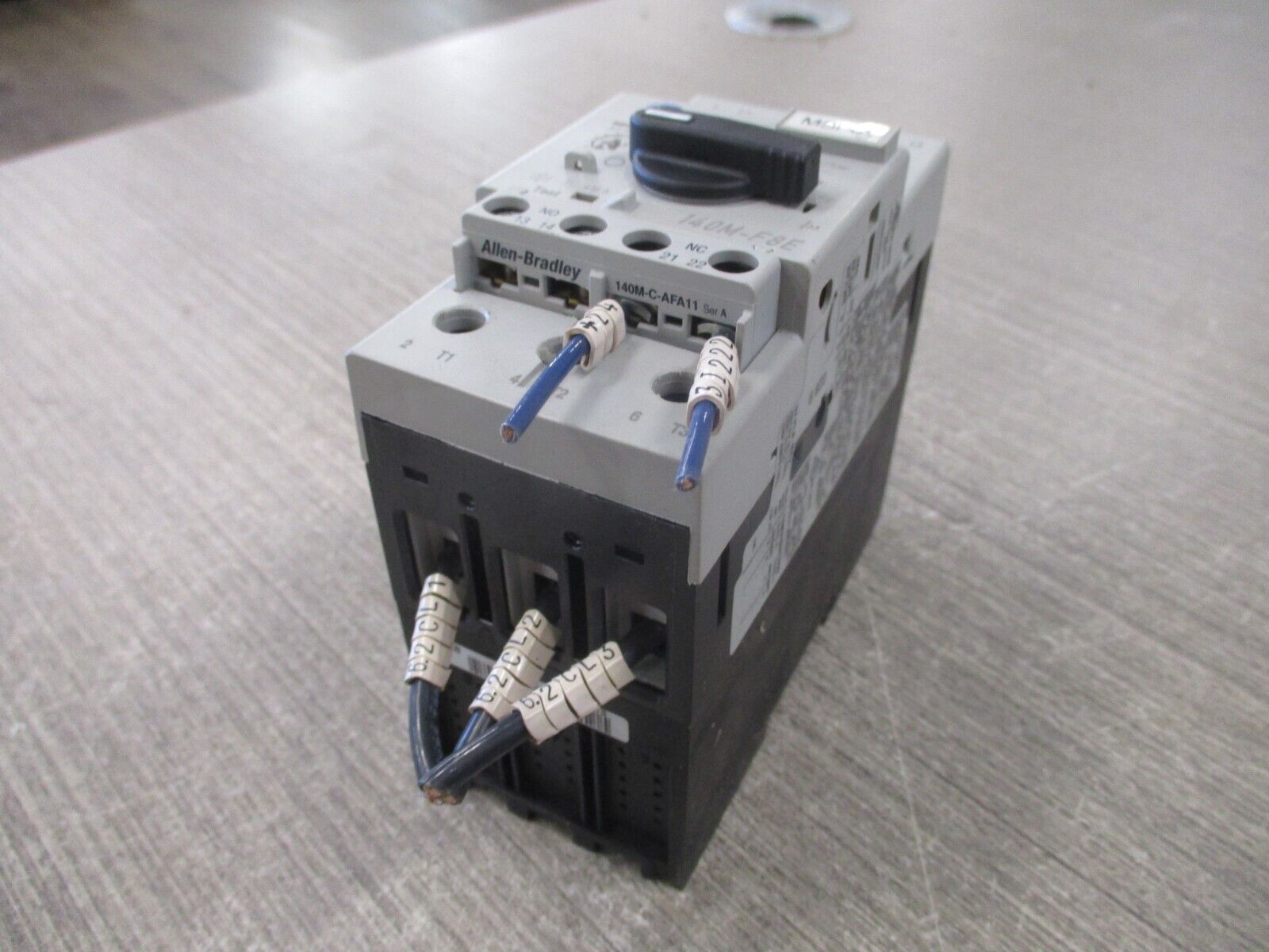 Allen-Bradley Motor Protector 140M-F8E-C32 Ser. C Trip: 23-32A Used