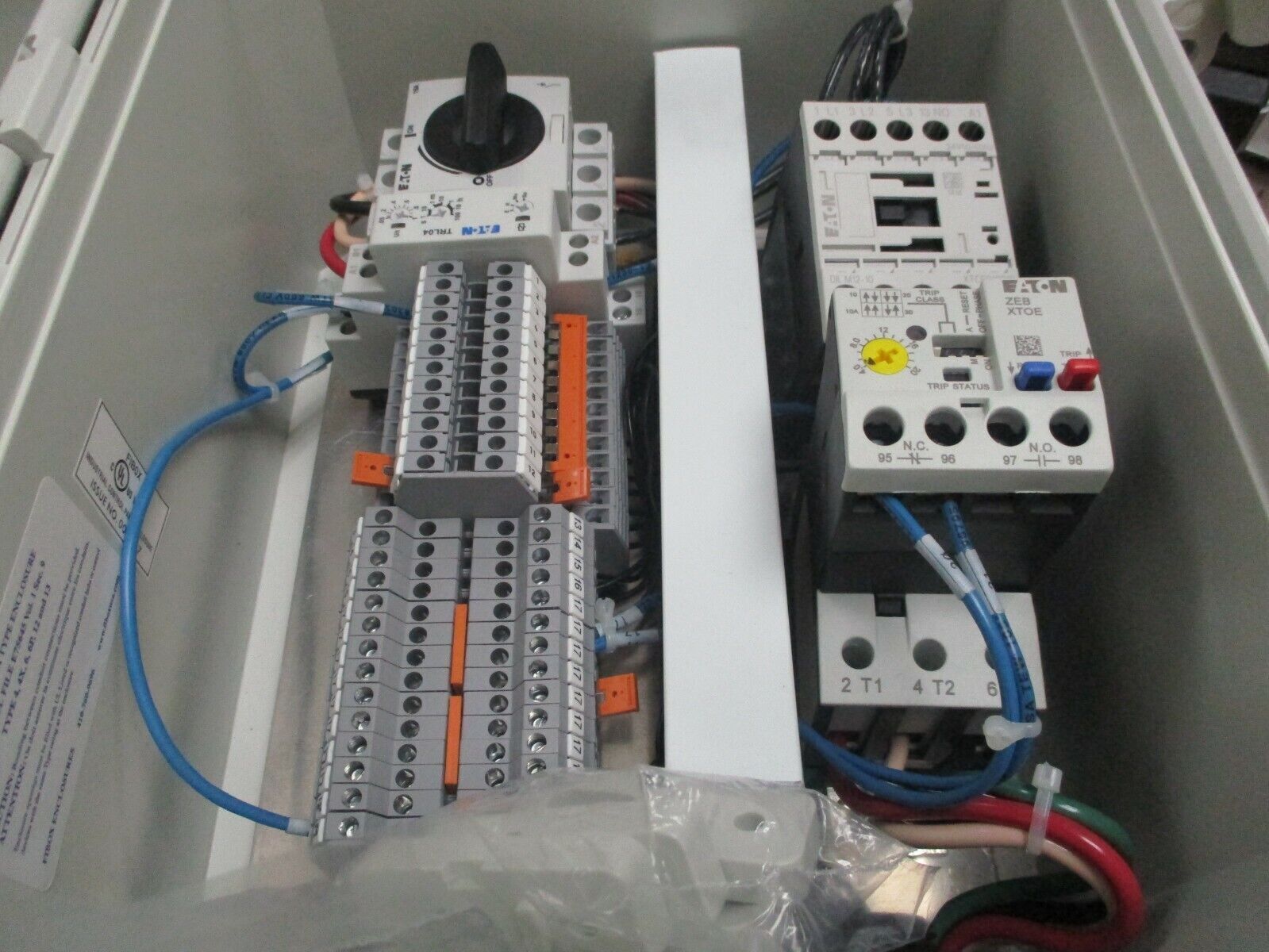 Eaton Type 3R Non-Fusible Combination DIL M12-10 XTCE012B10 / ZEB XTOE 24V Coil