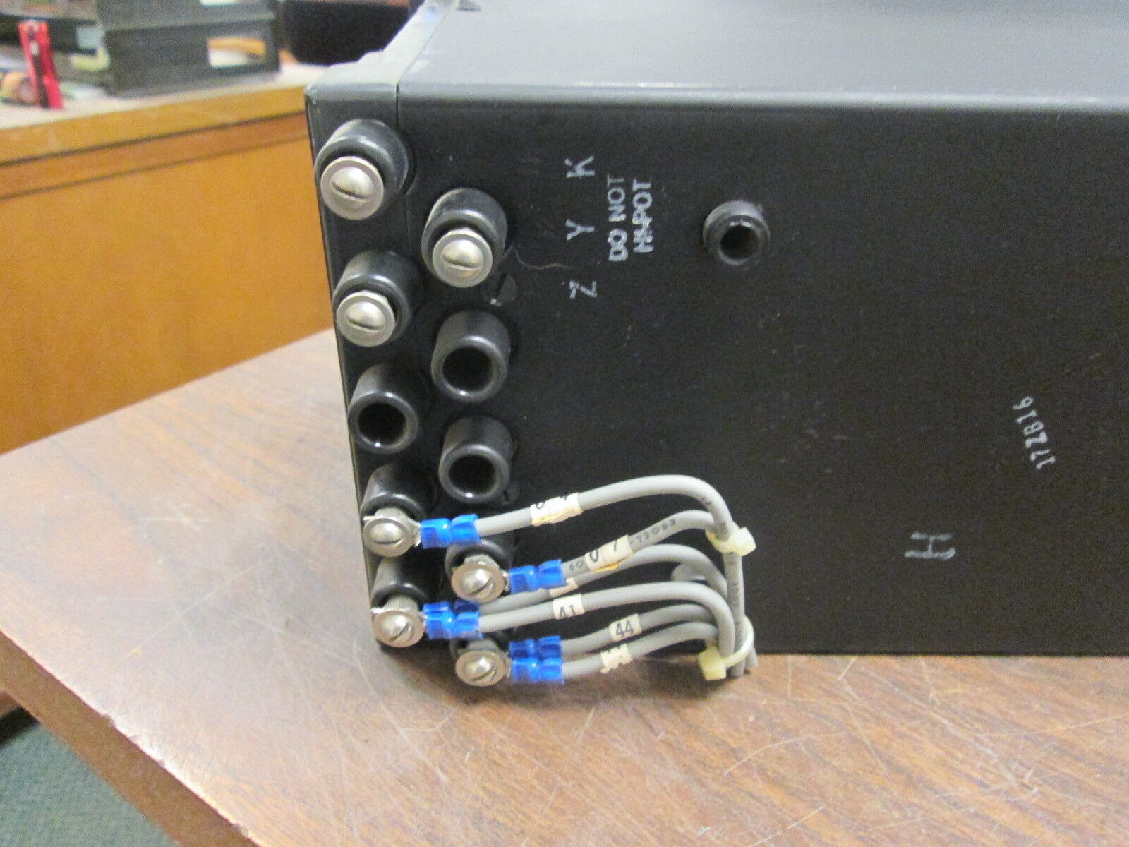 GE Type DSM-64 Kilowatthour Meter 701X2G252 3Ph 60Hz Used