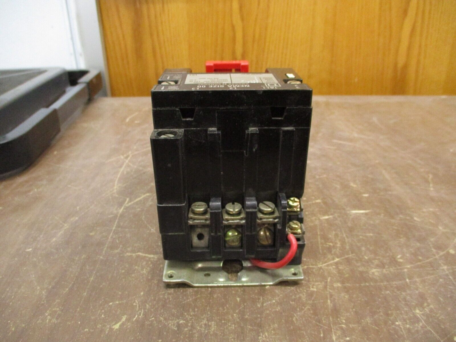 Square D Size 00 Starter 8536 SA0 12 120V Coil Used