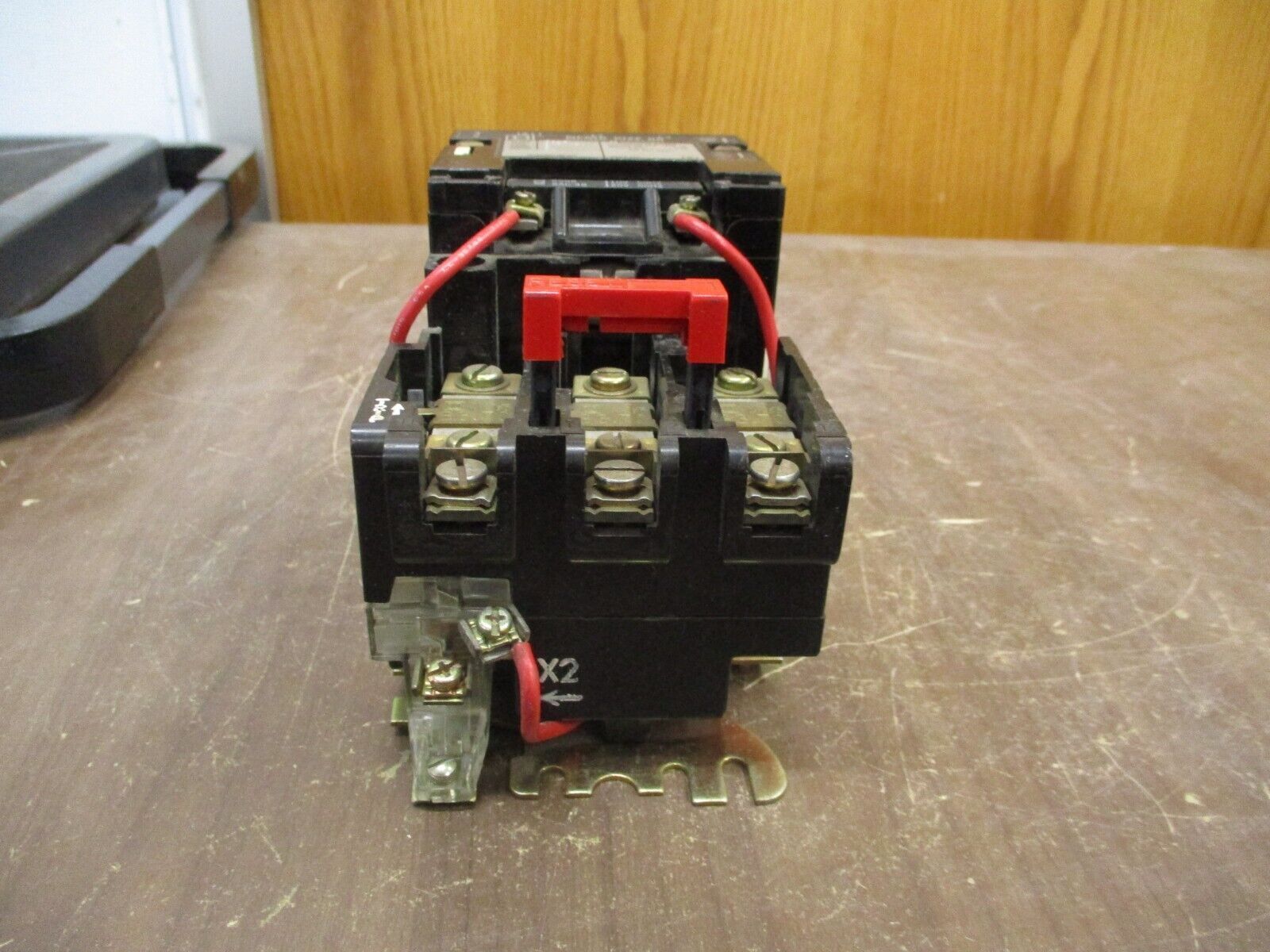 Square D Size 00 Starter 8536 SA0 12 120V Coil Used