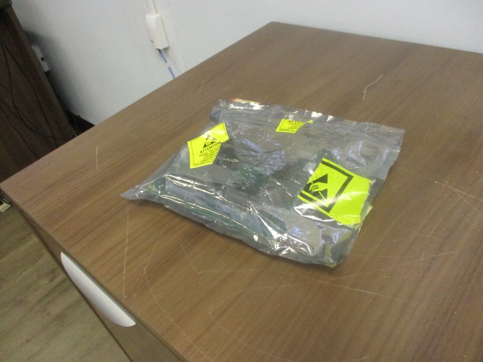 EPE Technologies PCA EPOZ Capacitor Board 72-130059-00 Rev. D02 *No Box*