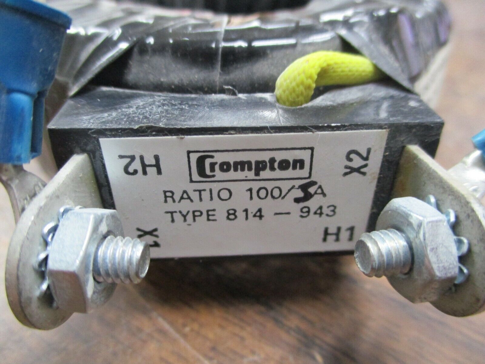 Crompton Current Transformer 814-943 Ratio 100:5A Used