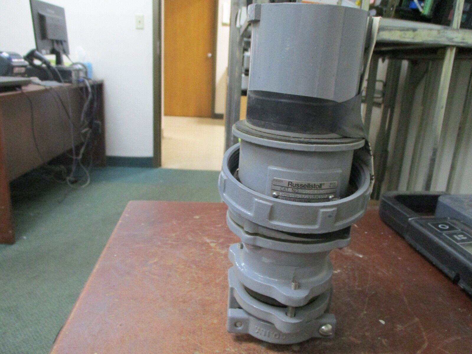 Russellstoll Plug DS6514MPK 60A 600V 60Hz Used