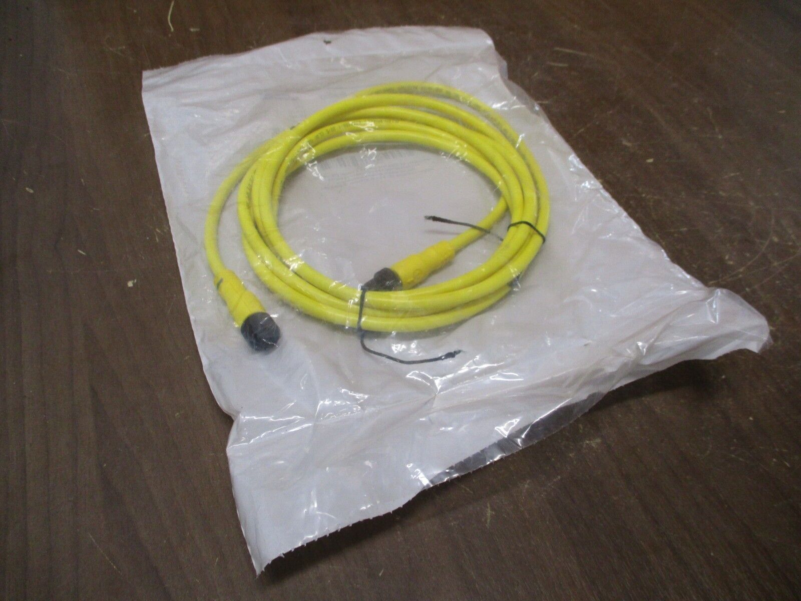 Allen-Bradley QD Cordset 889D-F5ACDM-3 Ser. B 5-Pin DC Micro Straight 3 Meter