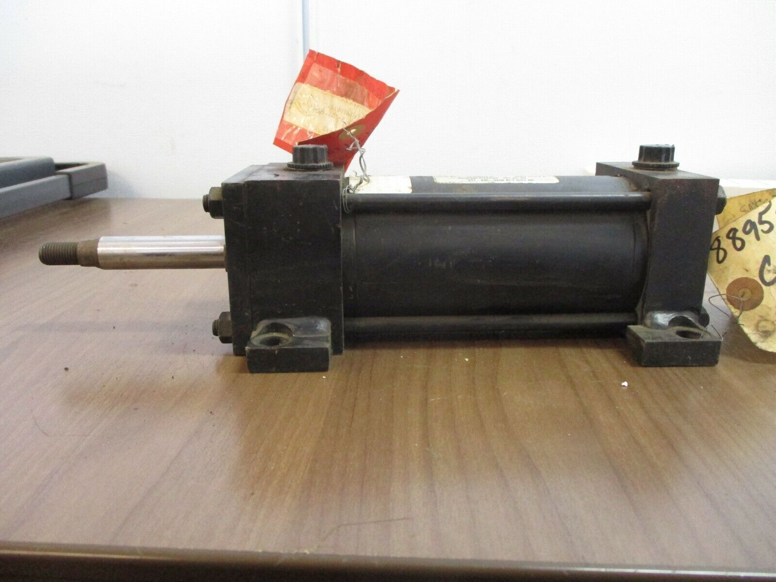 RWC Air Cylinder 8895-05-101 250PSI Used